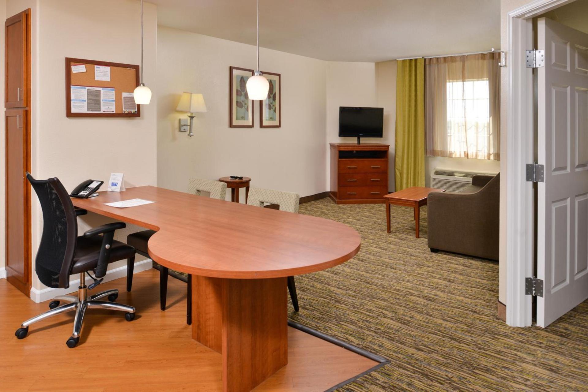 Candlewood Suites Abilene, an IHG Hotel photo 33