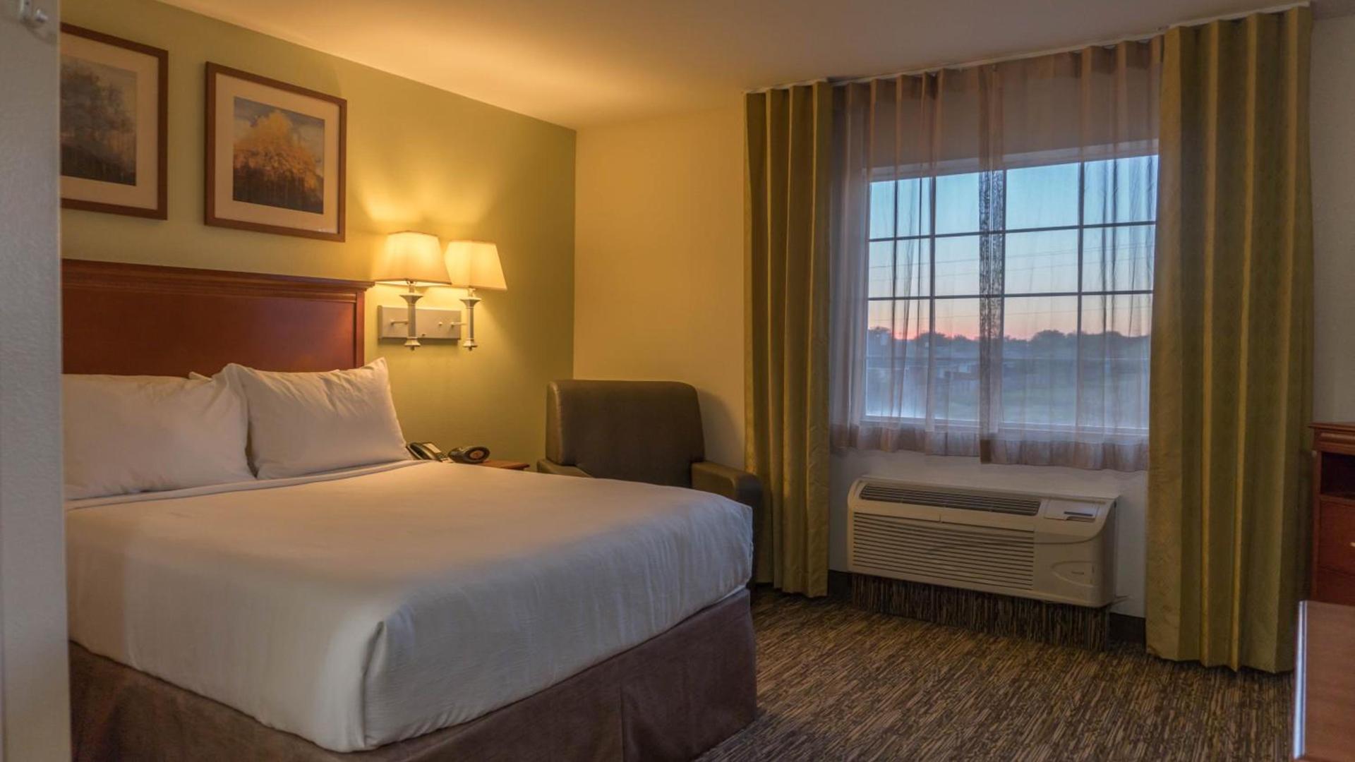 Candlewood Suites Abilene, an IHG Hotel photo 28