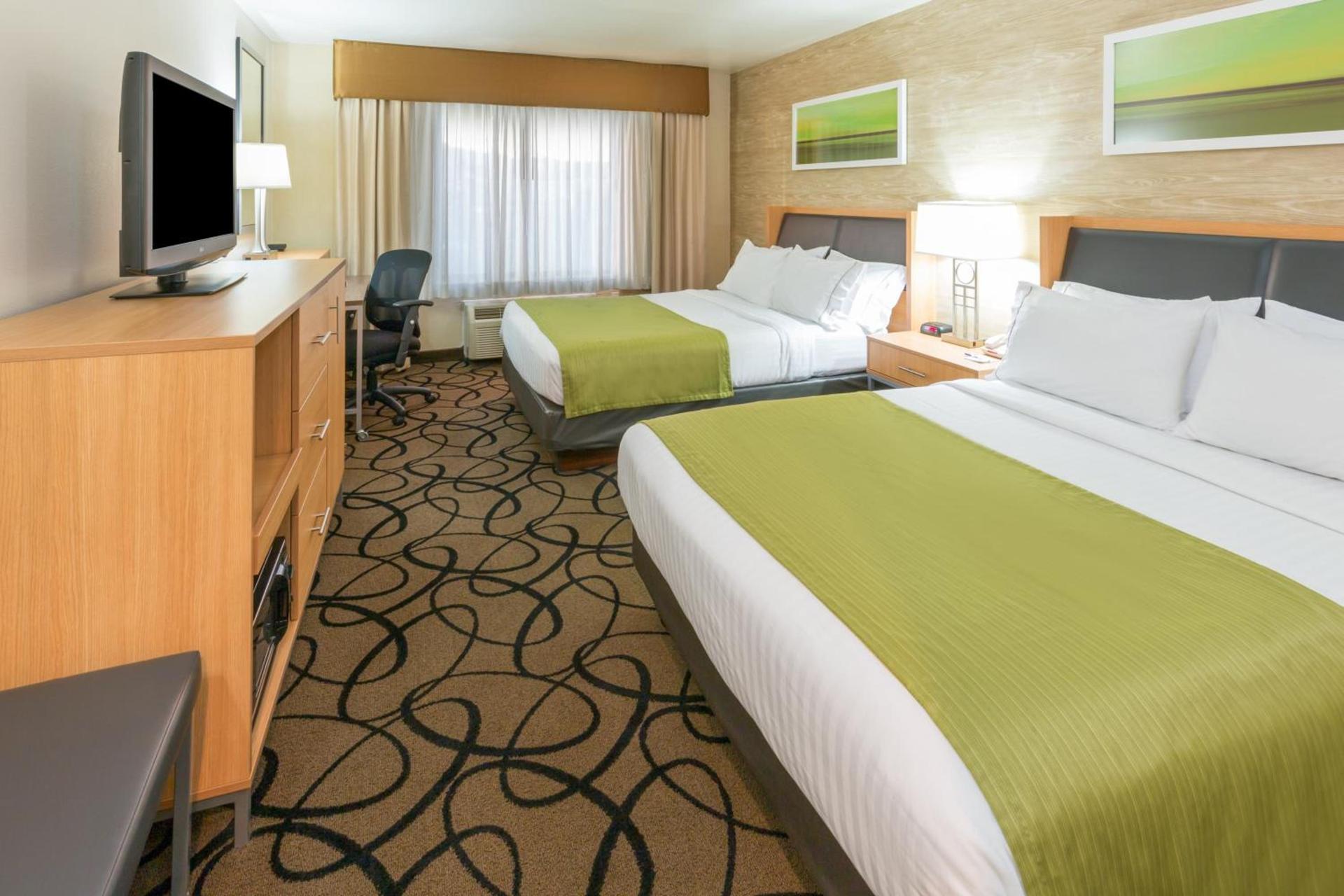 Holiday Inn Express Hotel and Suites - Henderson by IHG photo 20