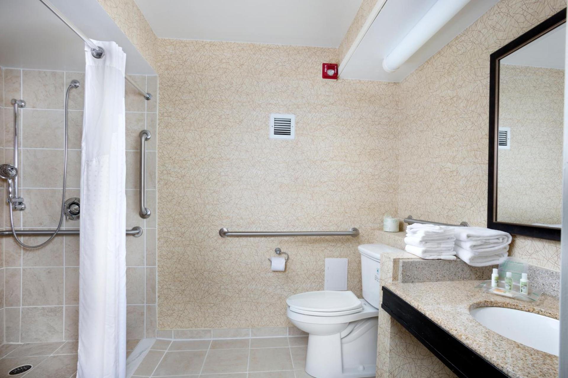 Holiday Inn Johnson City by IHG photo 13