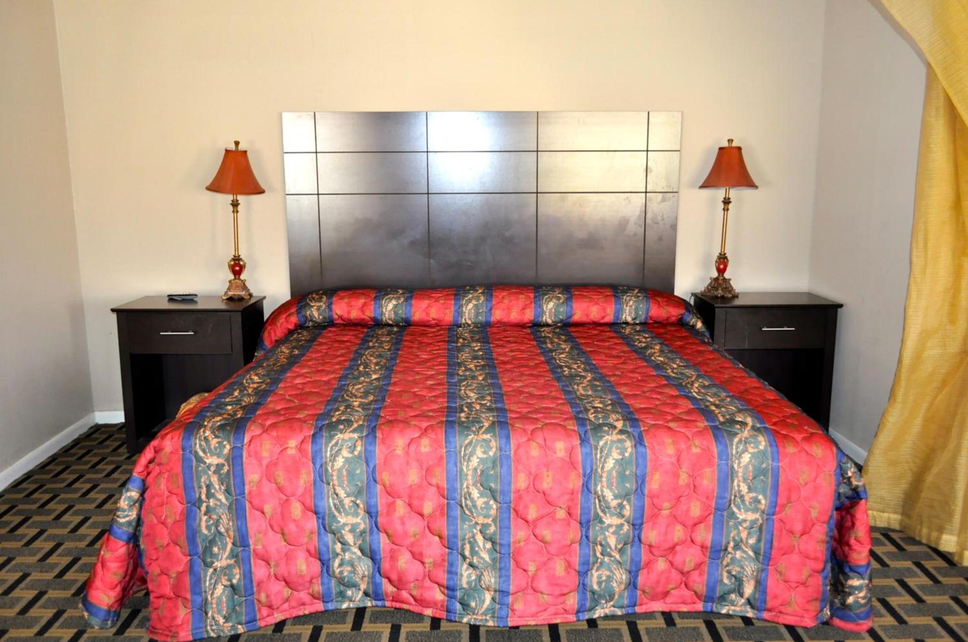 Andrews Motor Inn photo 38