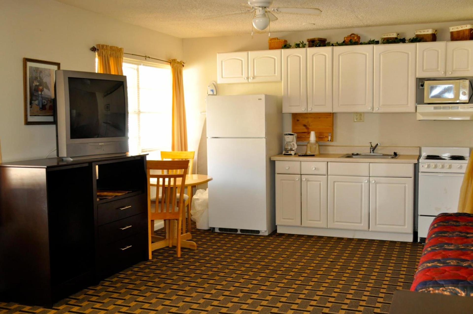 Andrews Motor Inn photo 41