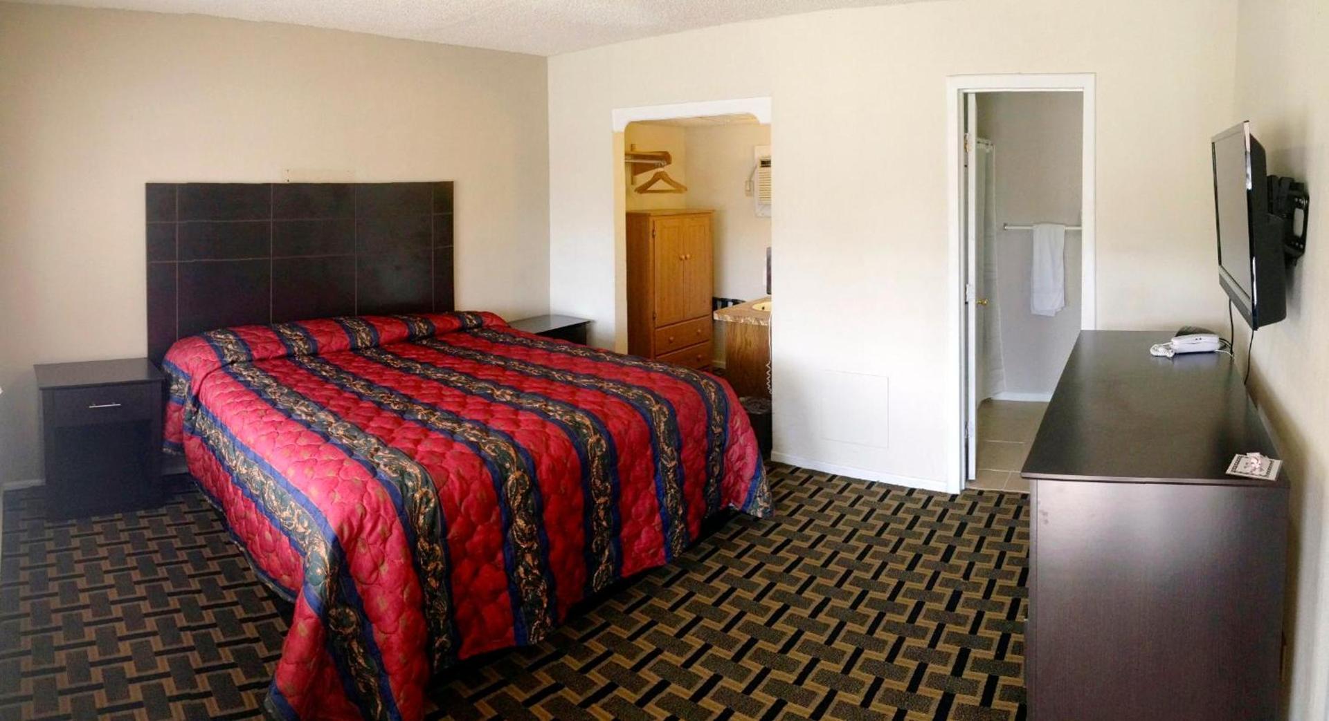 Andrews Motor Inn photo 45