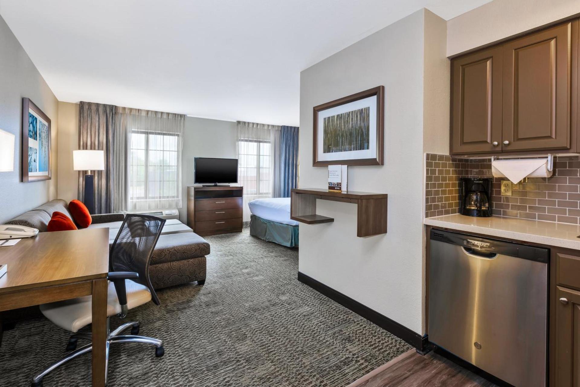 Staybridge Suites Kalamazoo by IHG photo 17