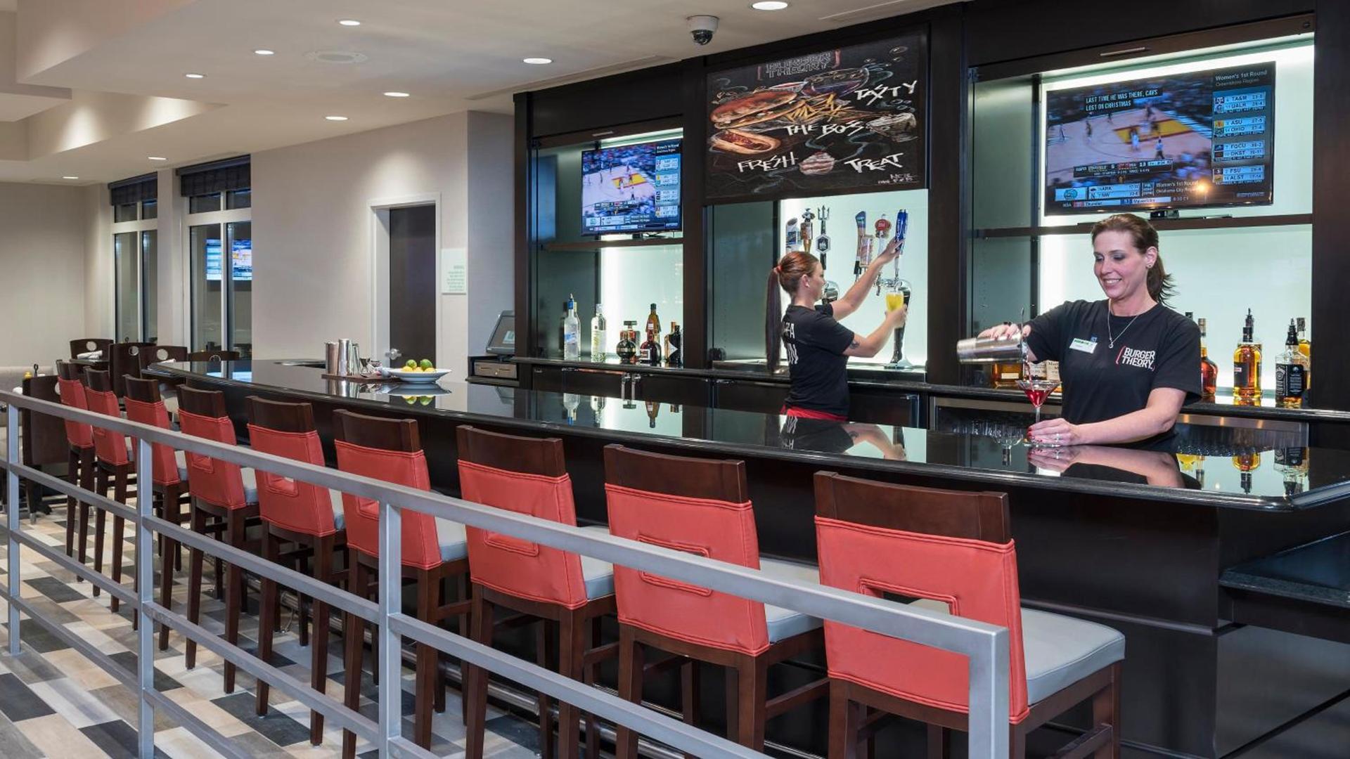 Holiday Inn Indianapolis Airport by IHG photo 54