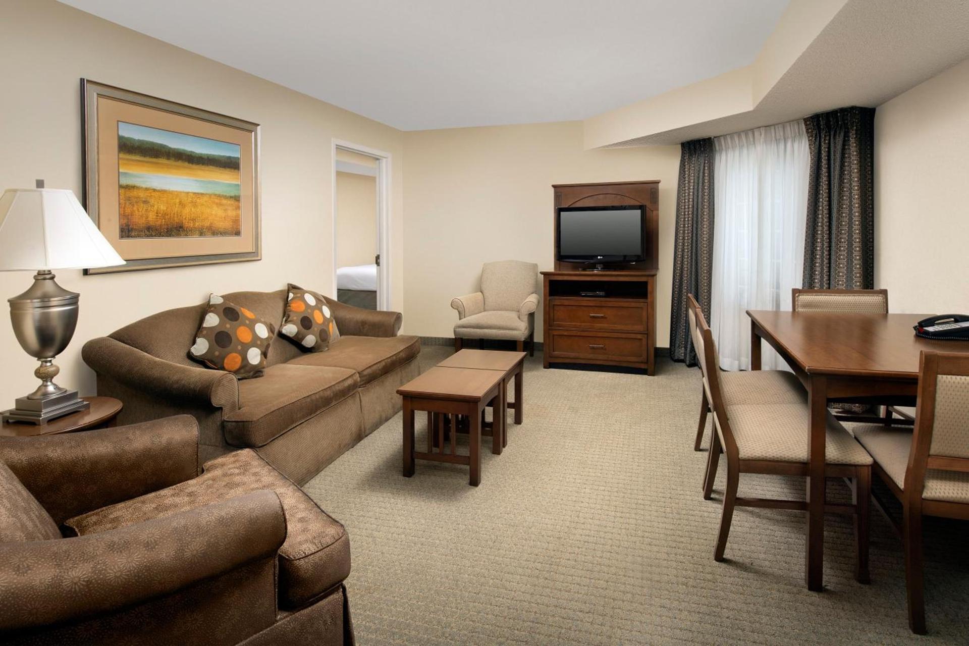 Staybridge Suites North Brunswick by IHG photo 44