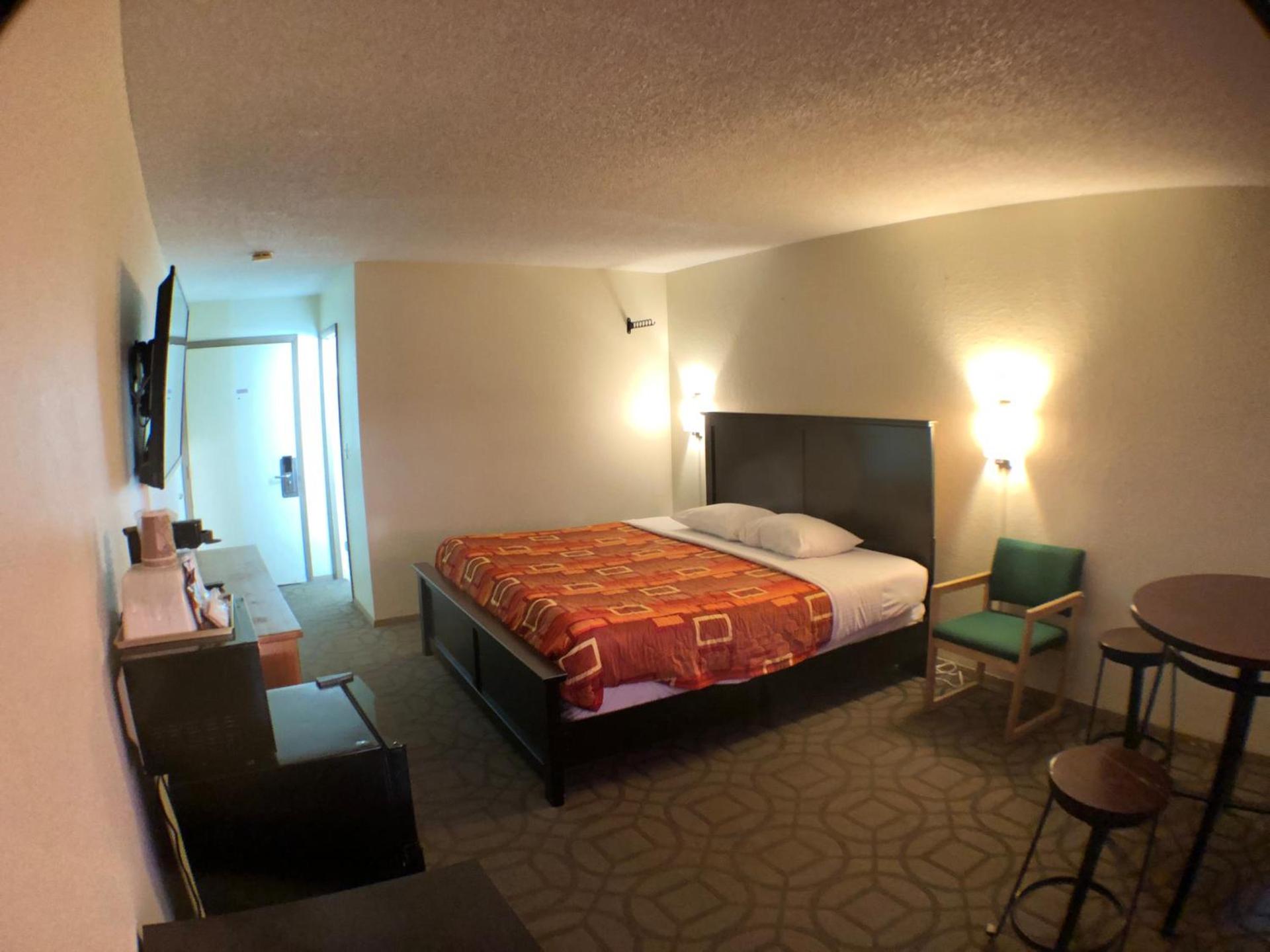 Tower 64 Motel & RV photo 75