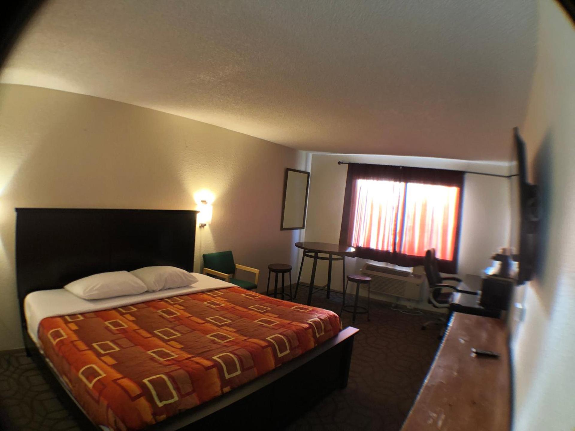 Tower 64 Motel & RV photo 85