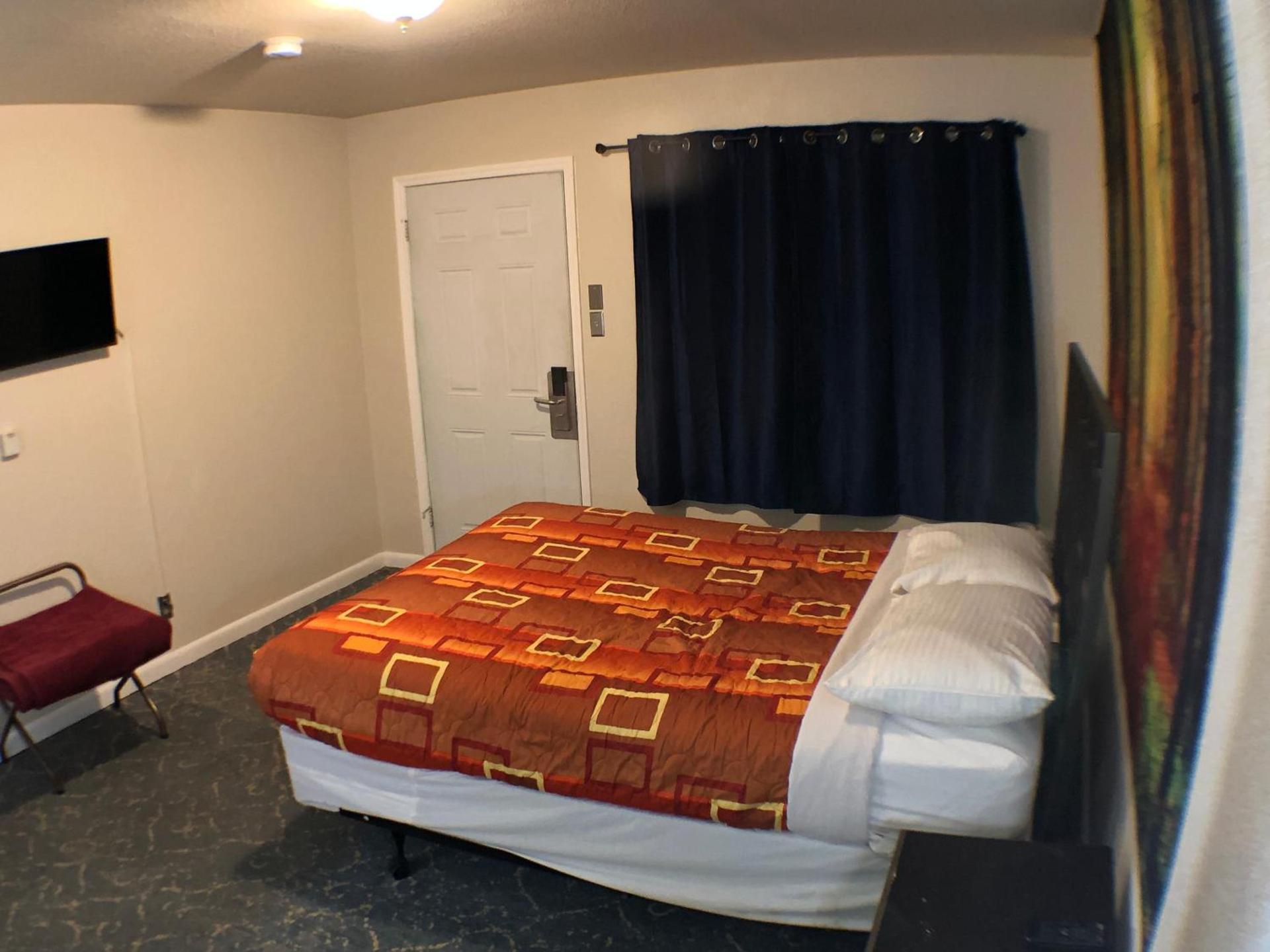 Tower 64 Motel & RV photo 30