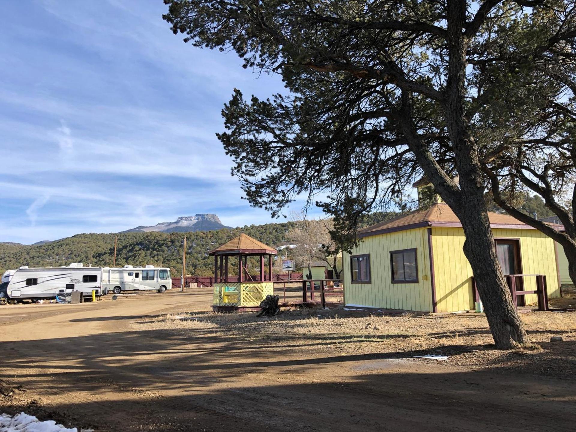 Tower 64 Motel & RV photo 19