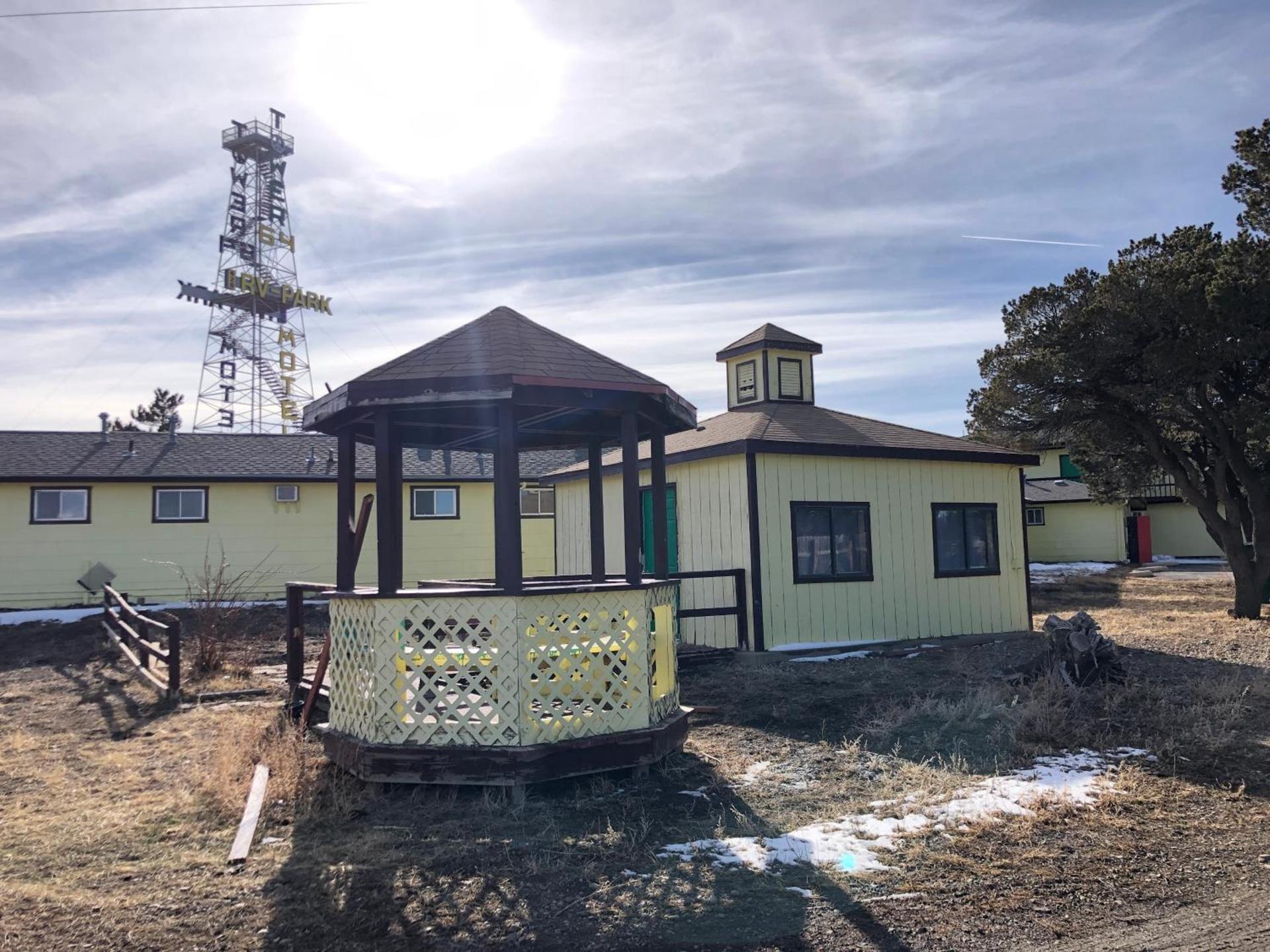 Tower 64 Motel & RV photo 21