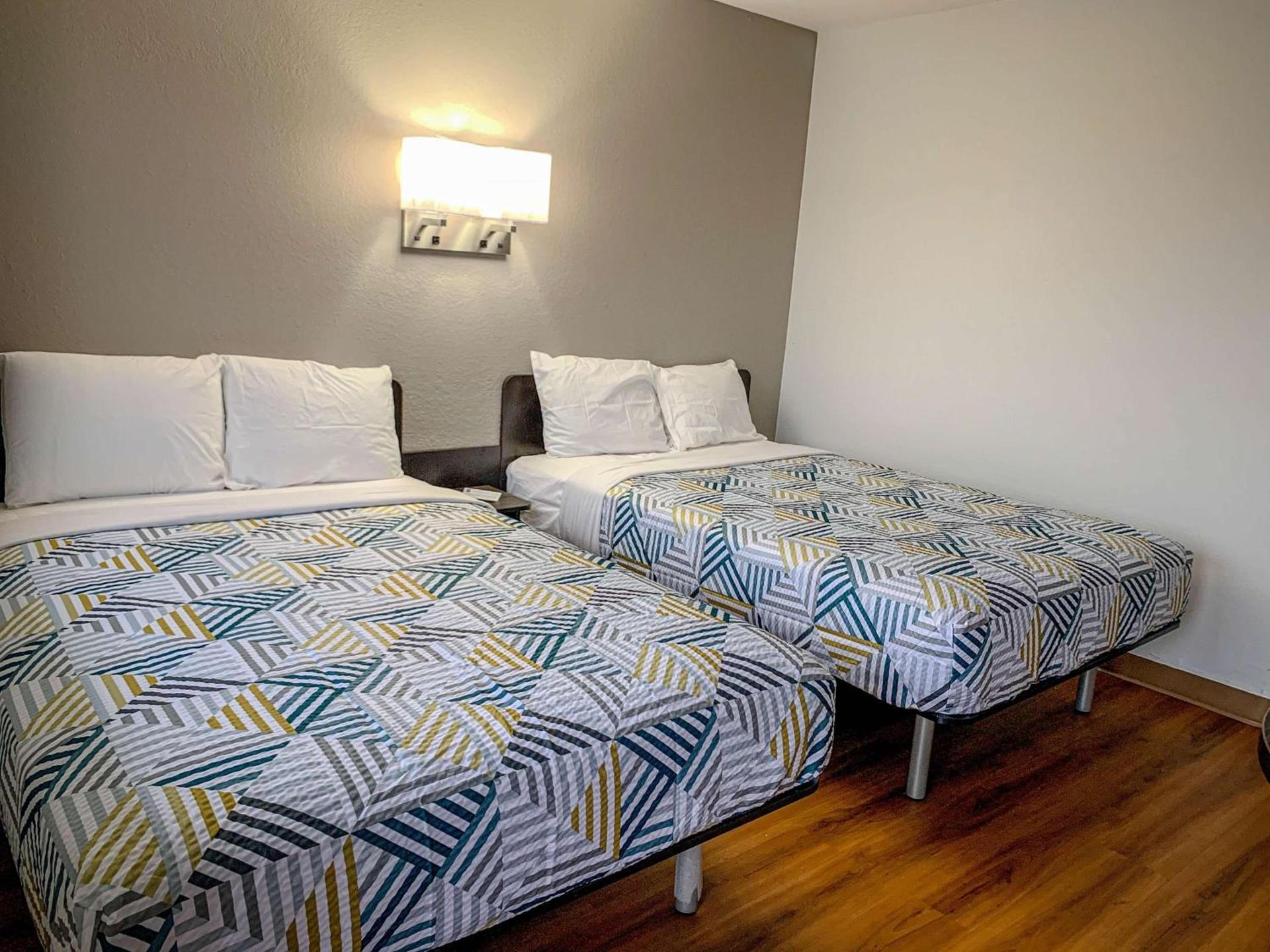 Motel 6-Dayton, OH photo 35