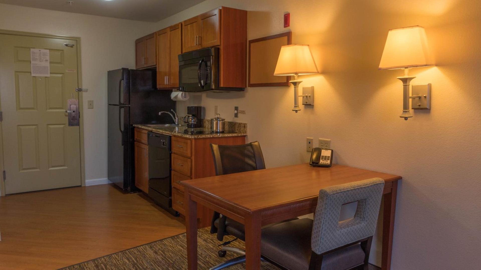 Candlewood Suites Abilene, an IHG Hotel photo 29
