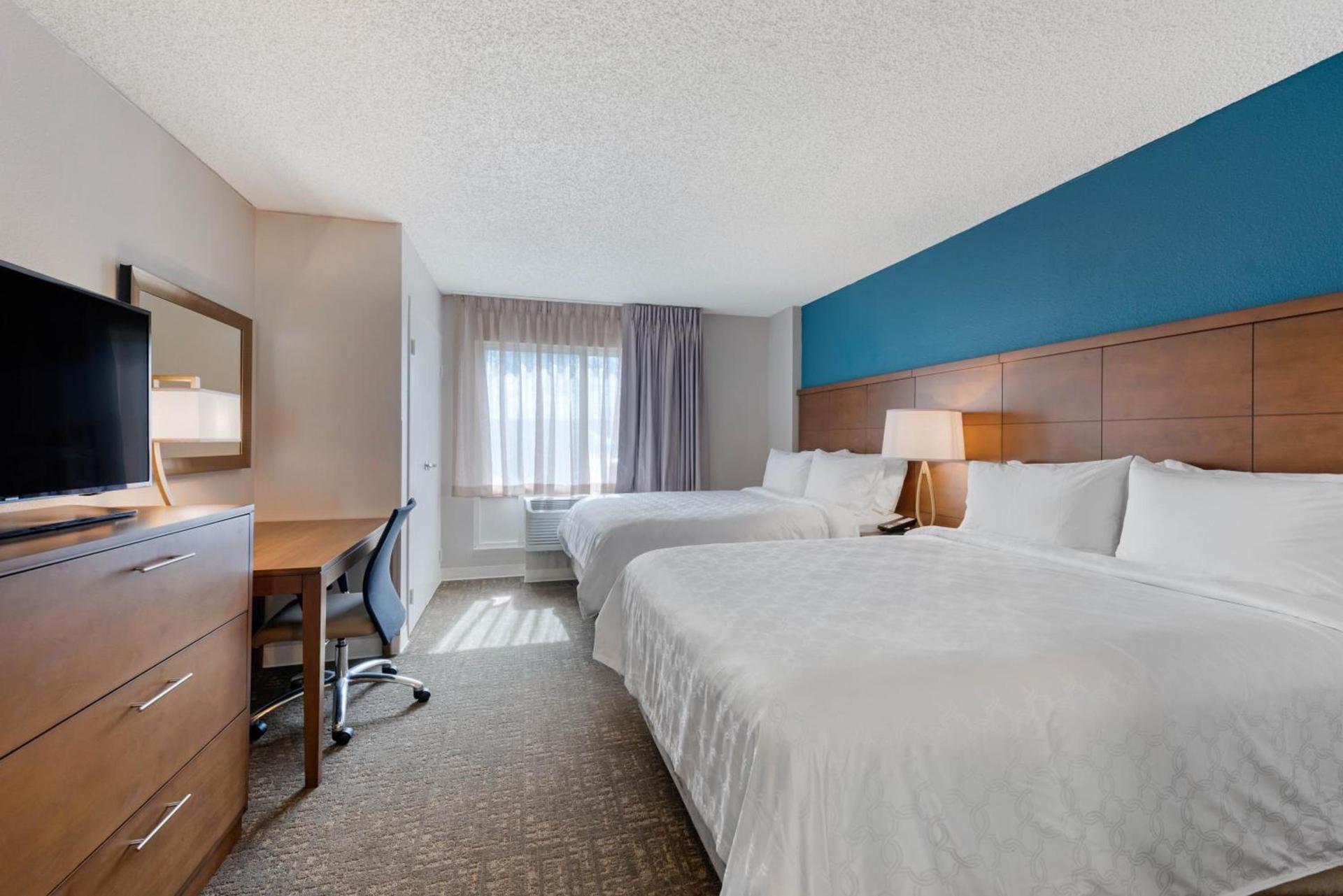 Staybridge Suites Orlando Royale Parc Suites by IHG photo 5