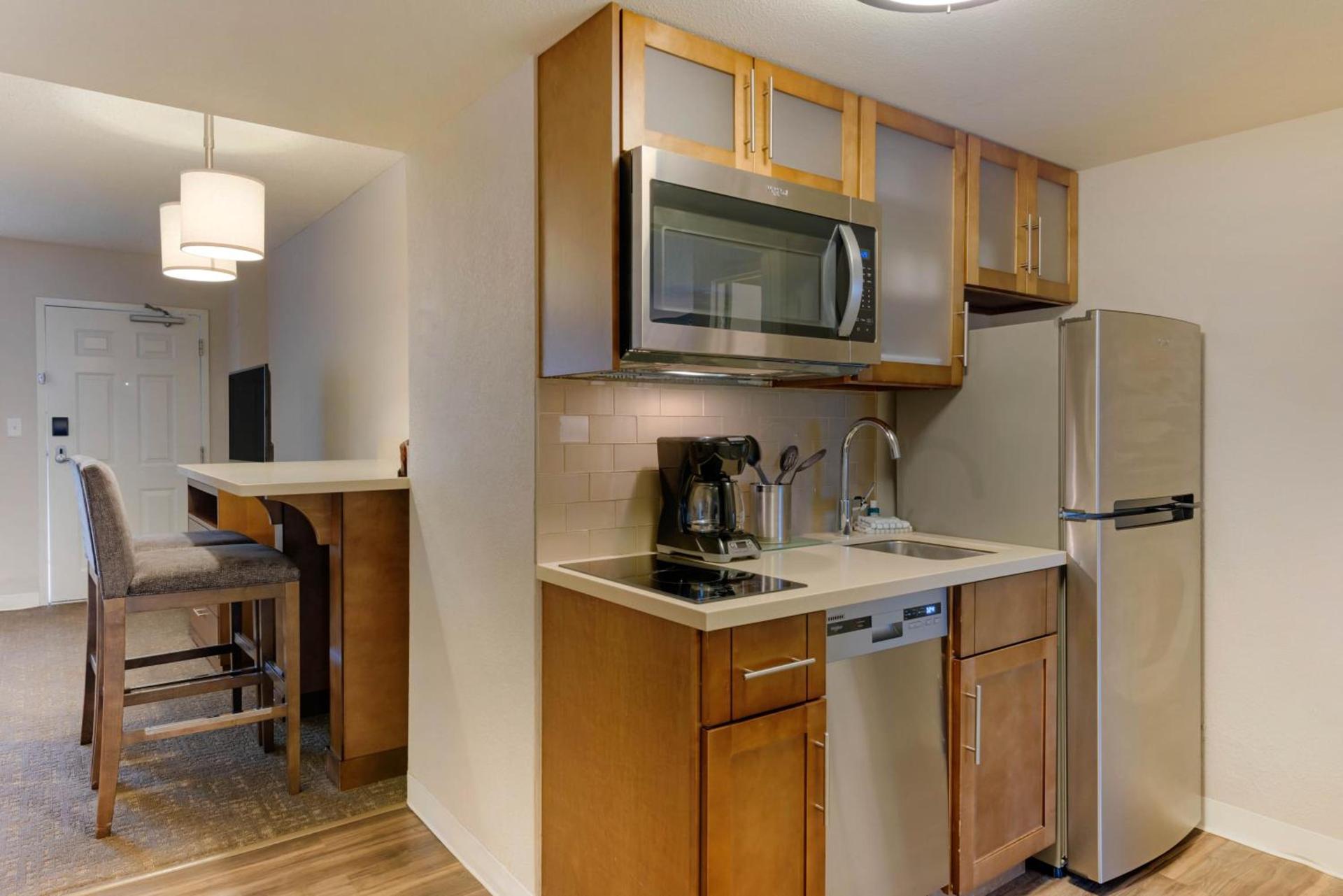 Staybridge Suites Orlando Royale Parc Suites by IHG photo 16
