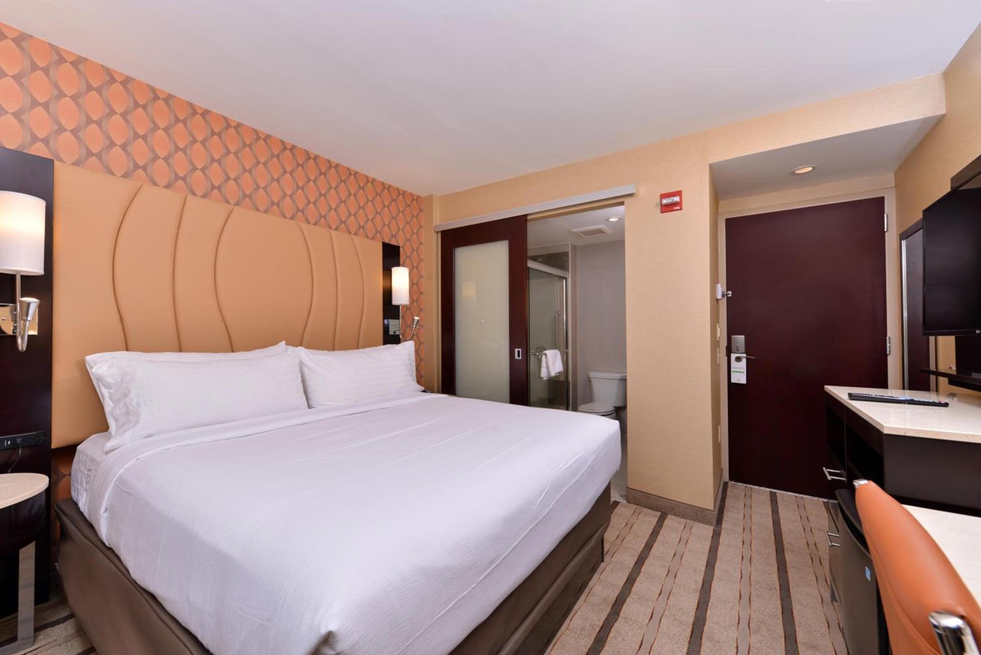 Holiday Inn New York City - Times Square by IHG photo 32