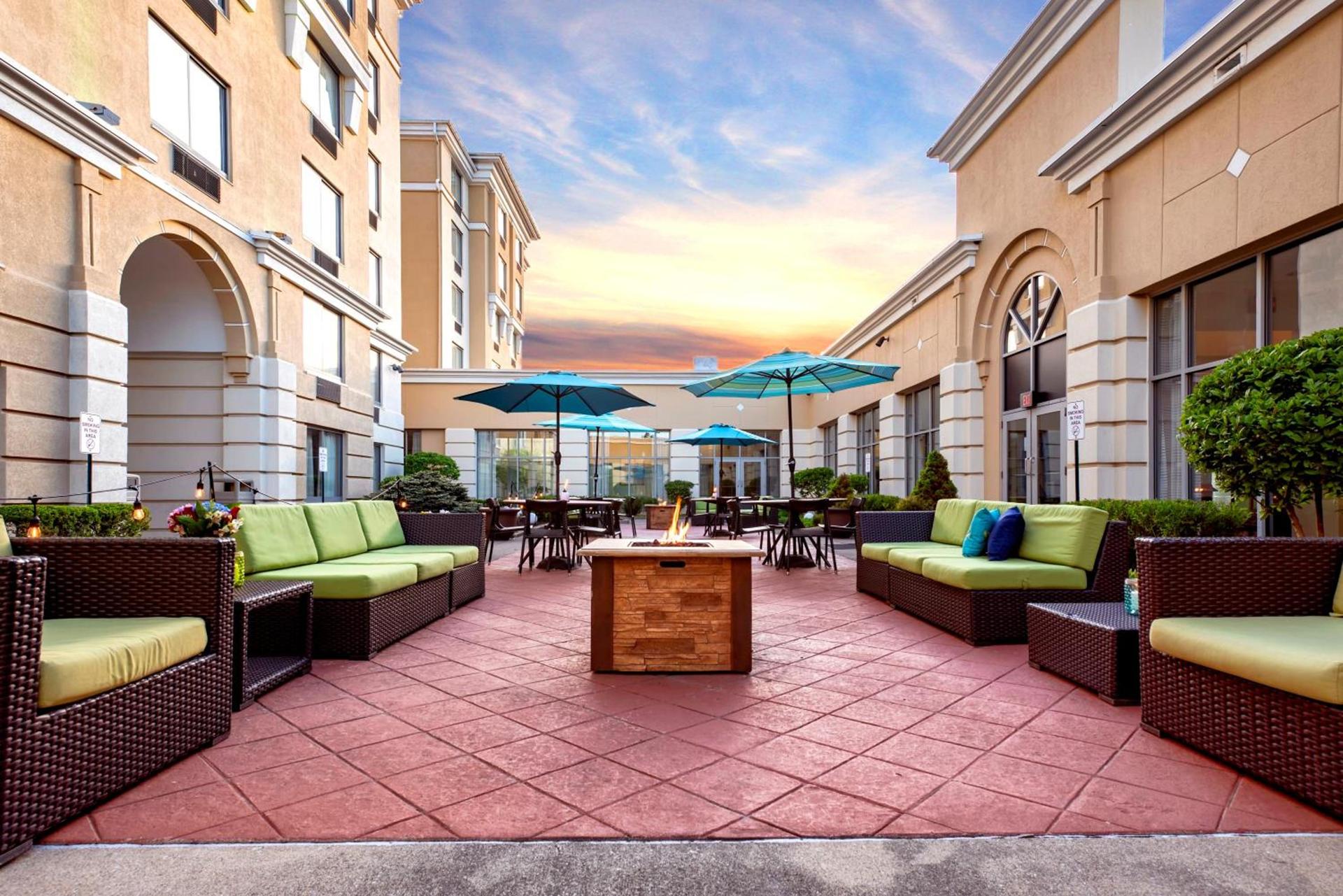 Holiday Inn Indianapolis North-Carmel by IHG photo 18