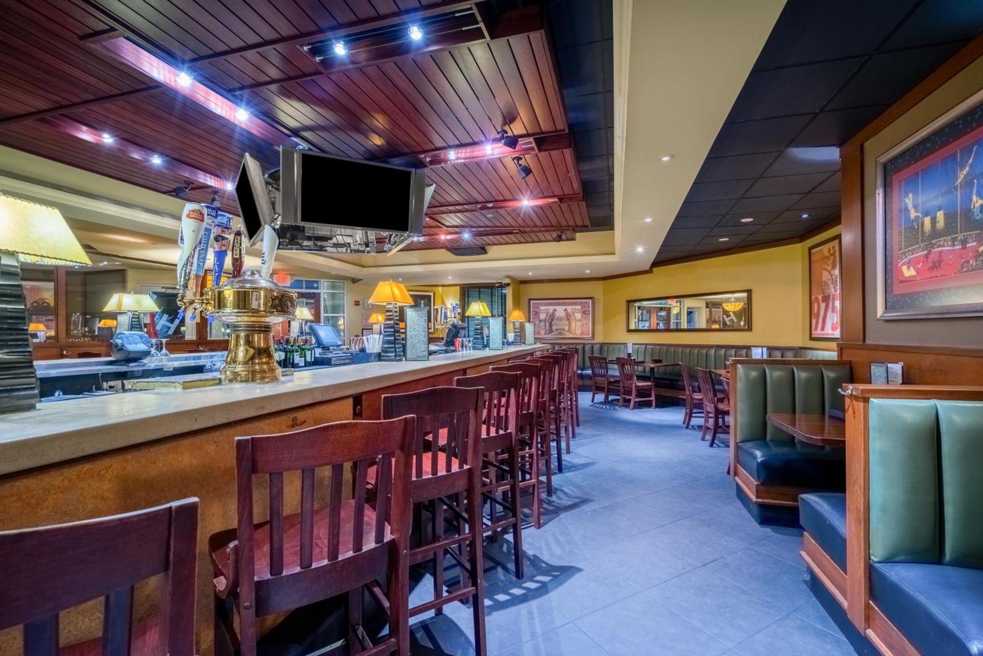 Crowne Plaza Dulles Airport by IHG photo 34