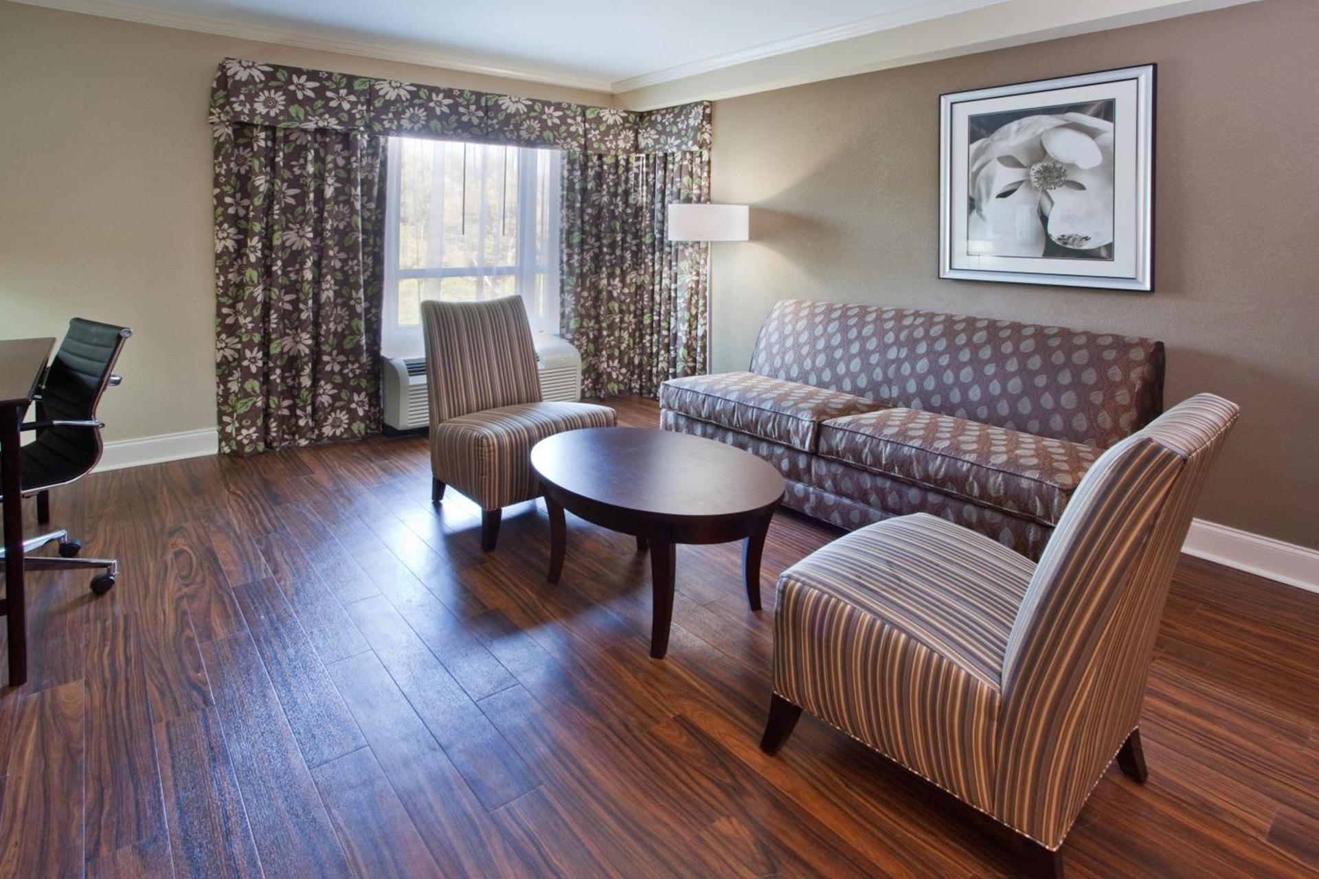 Holiday Inn Macon North by IHG photo 37