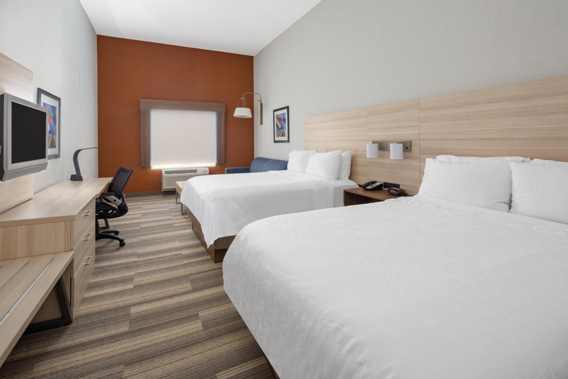Holiday Inn Express Ontario by IHG photo 41