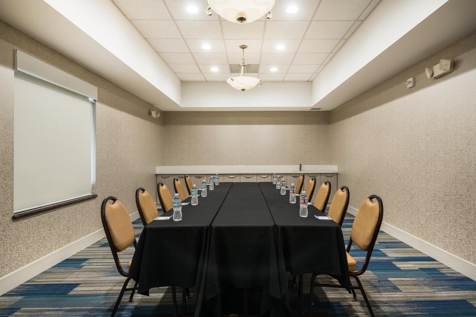 Holiday Inn Express Ontario by IHG photo 28