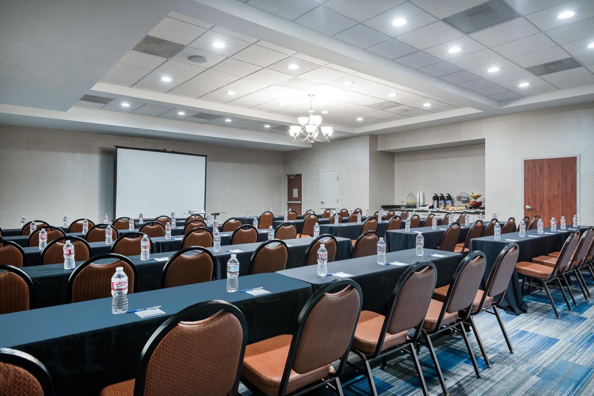 Holiday Inn Express Ontario by IHG photo 29