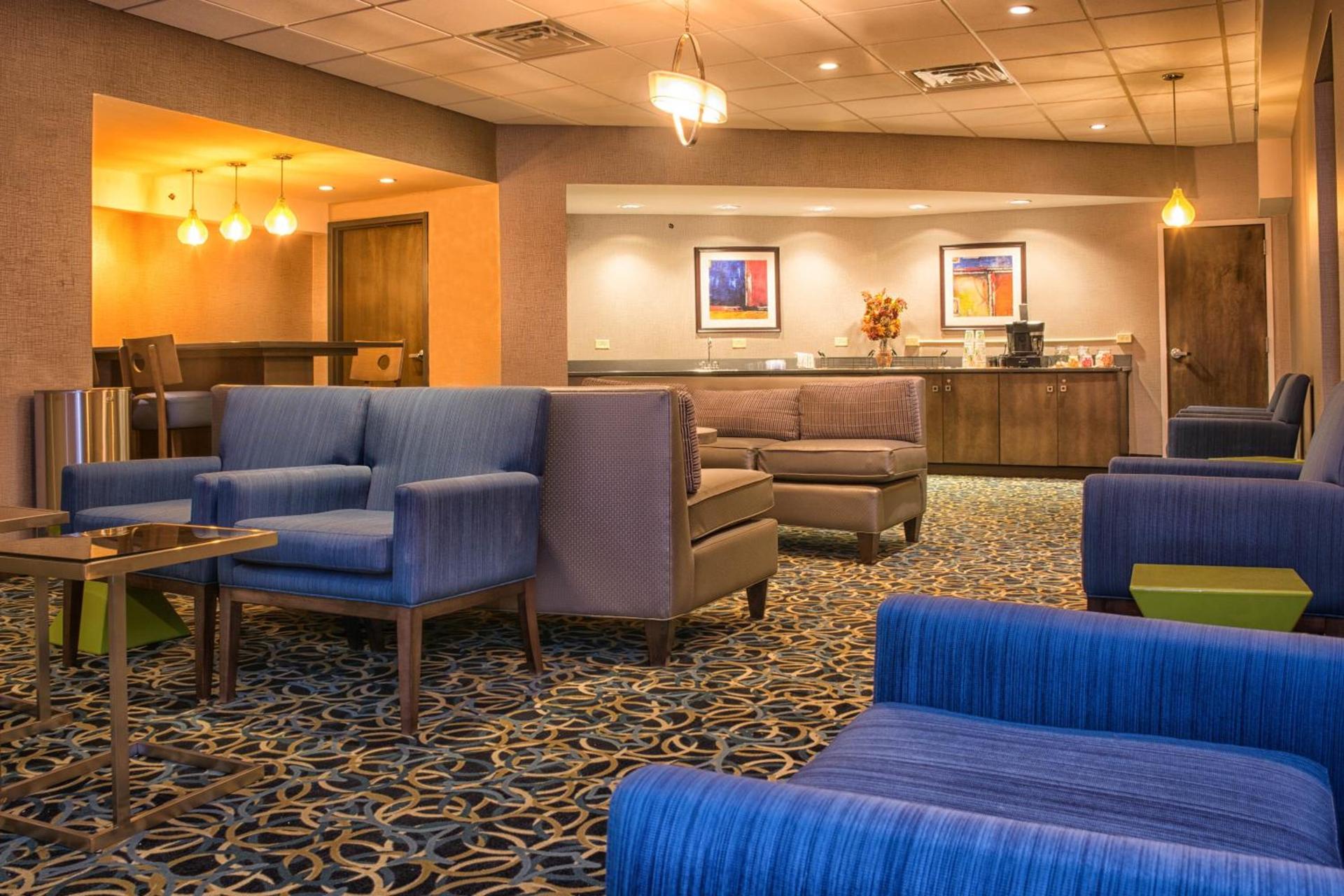 Holiday Inn Niagara Falls State Park Entry by IHG photo 36