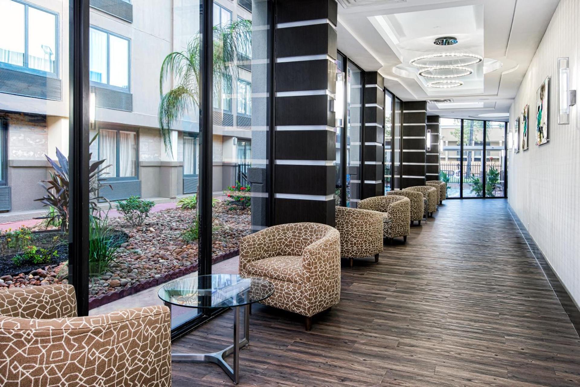Wyndham Houston Sugarland photo 16
