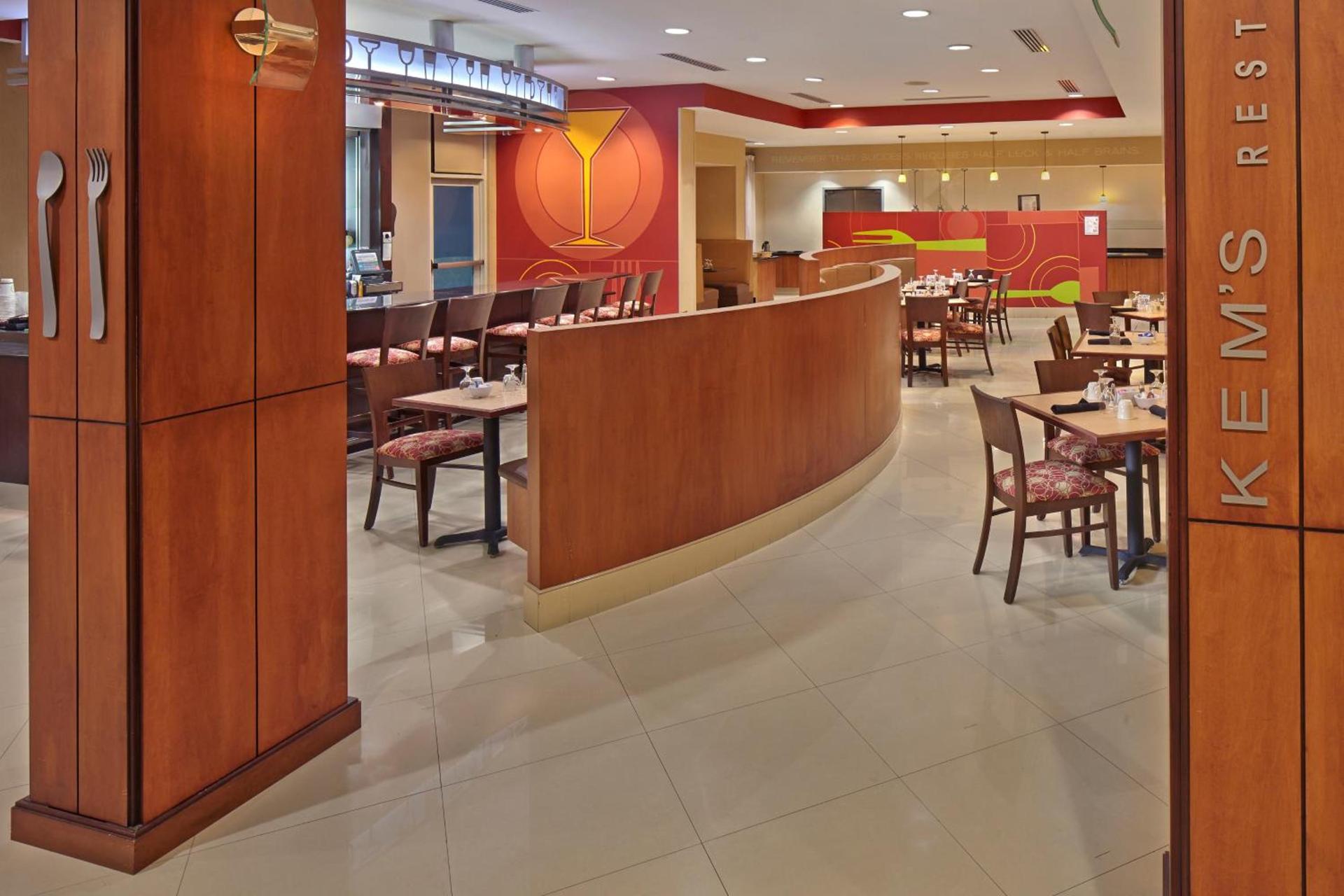 Holiday Inn Jacksonville E 295 Baymeadows by IHG photo 25