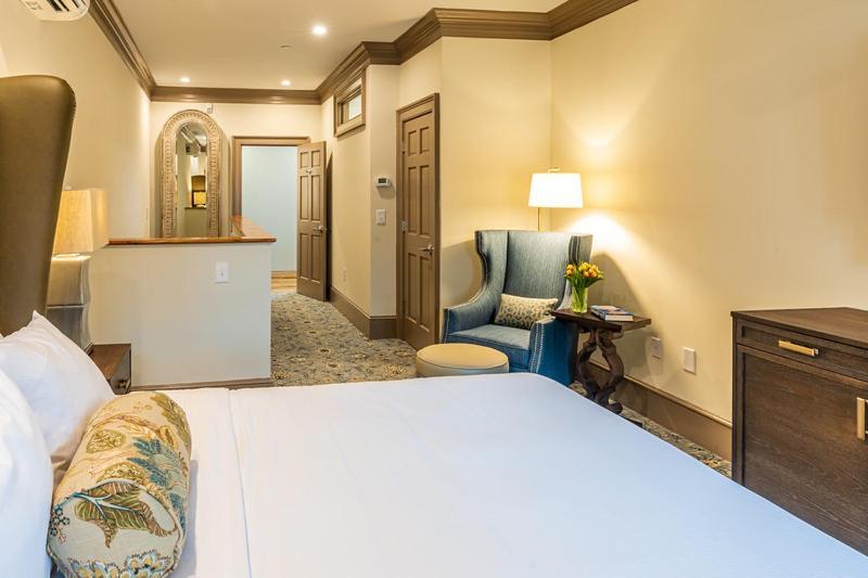 Andrew Pinckney Inn photo 13