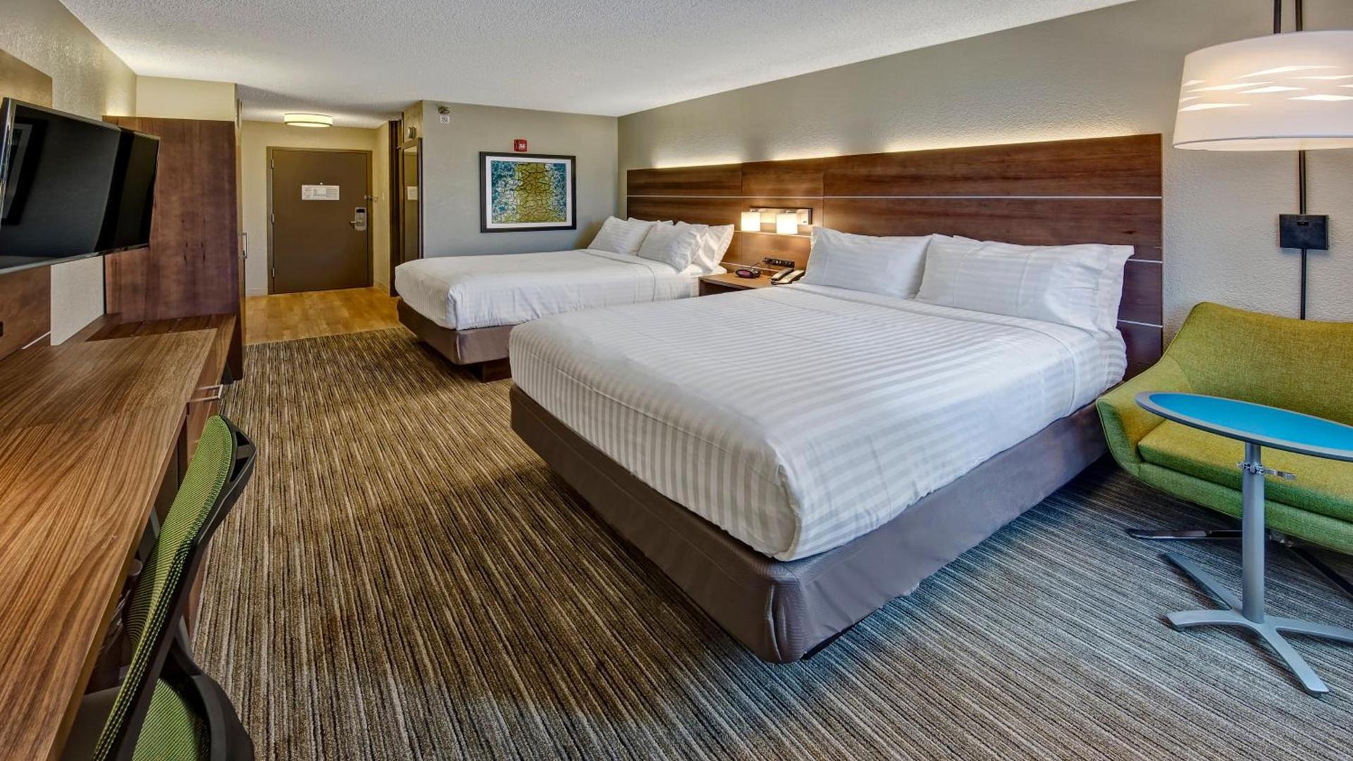 Holiday Inn Express Louisville Airport Expo Center by IHG photo 6