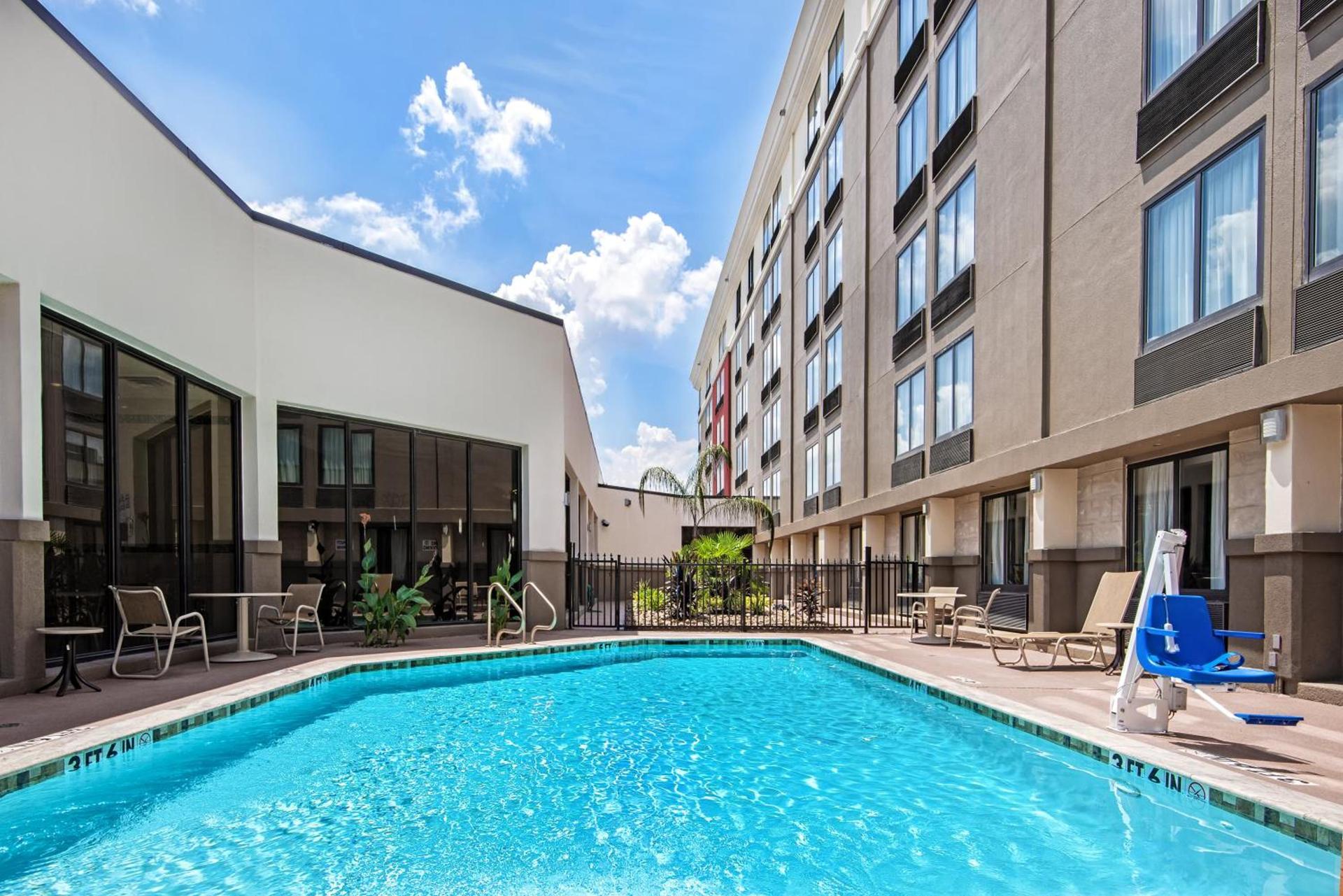 Wyndham Houston Sugarland photo 37