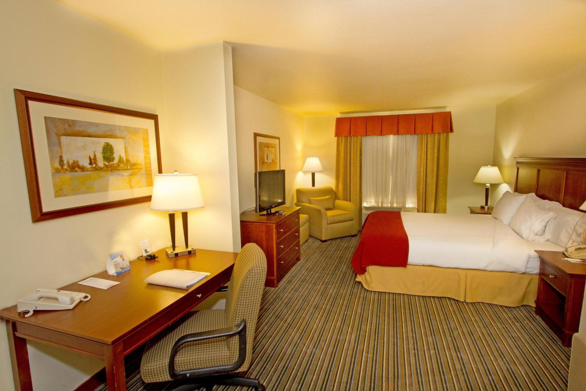 Holiday Inn Express Turlock by IHG photo 32