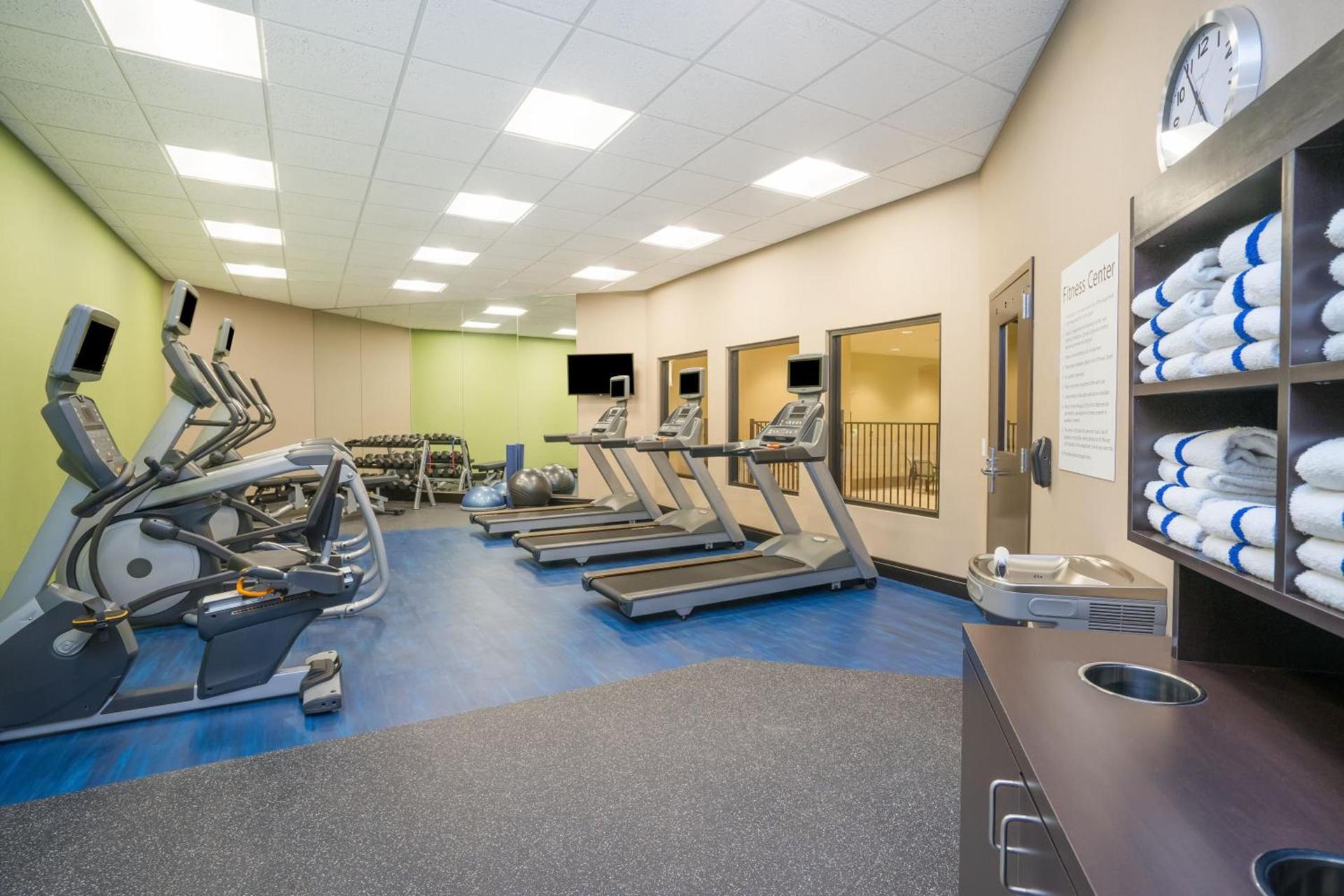 Holiday Inn - Terre Haute by IHG photo 4
