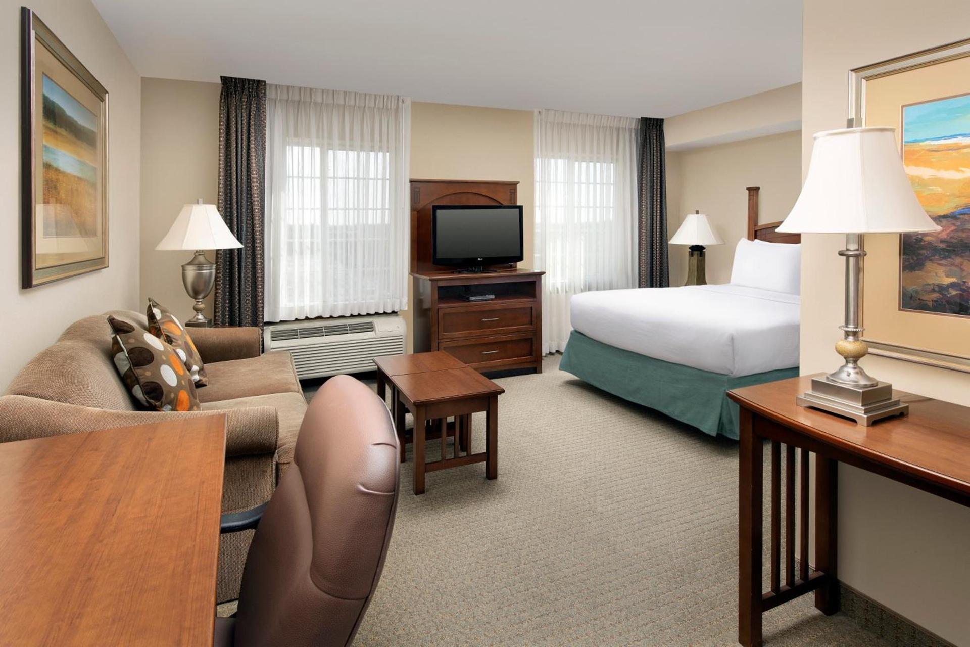 Staybridge Suites North Brunswick by IHG photo 42