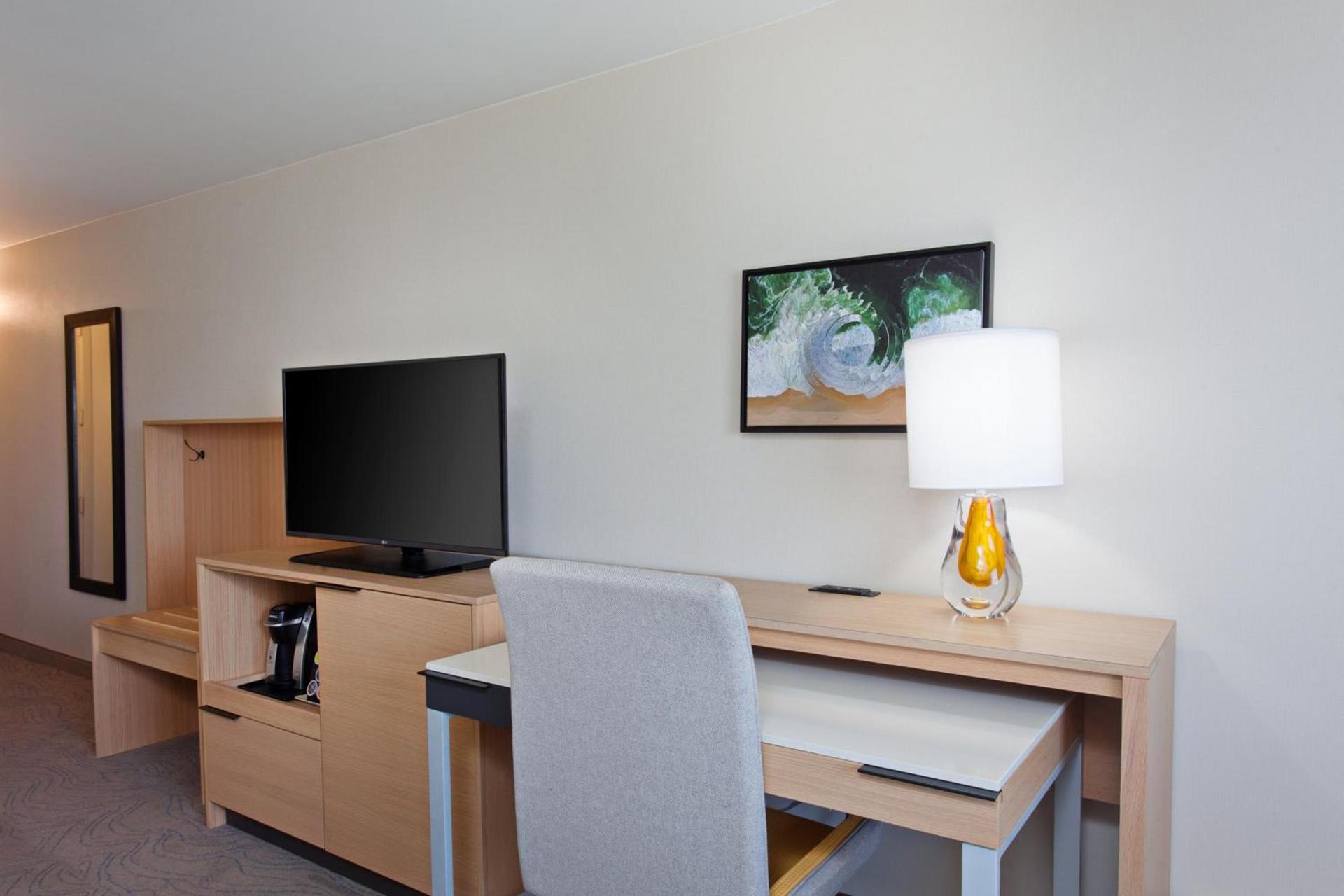Holiday Inn Los Angeles - LAX Airport by IHG photo 35