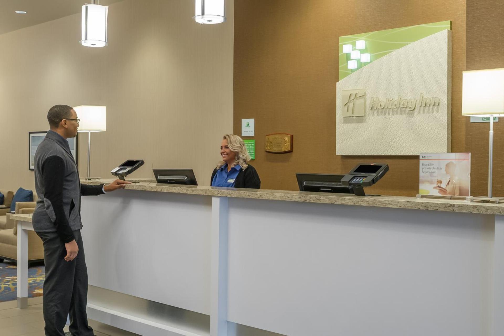 Holiday Inn - Terre Haute by IHG photo 6