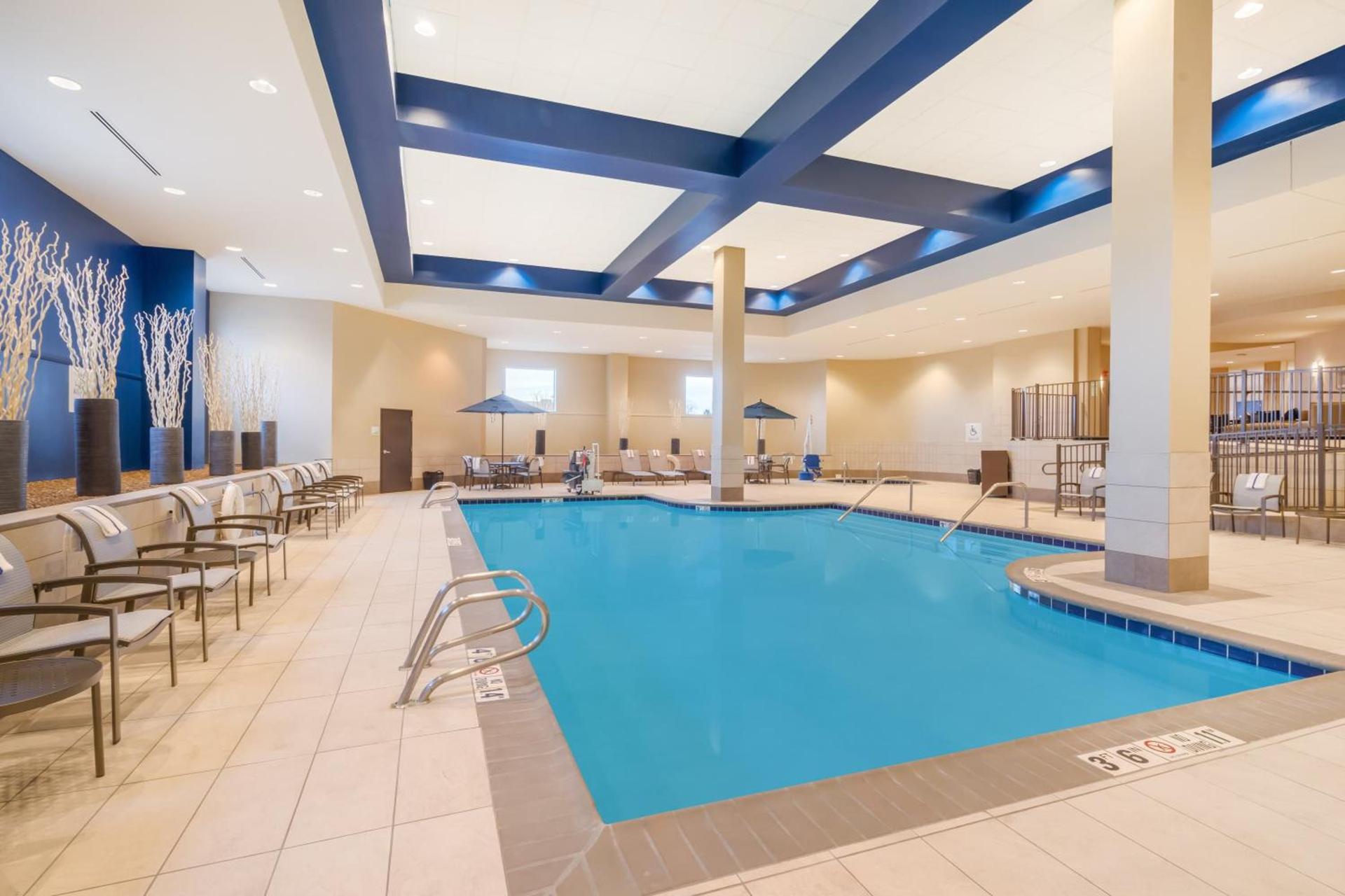 Holiday Inn - Terre Haute by IHG photo 12