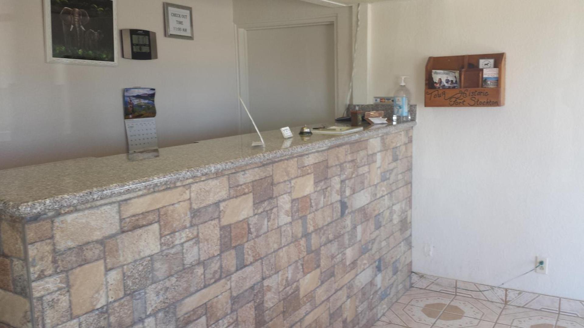 Executive Inn Fort Stockton photo 21