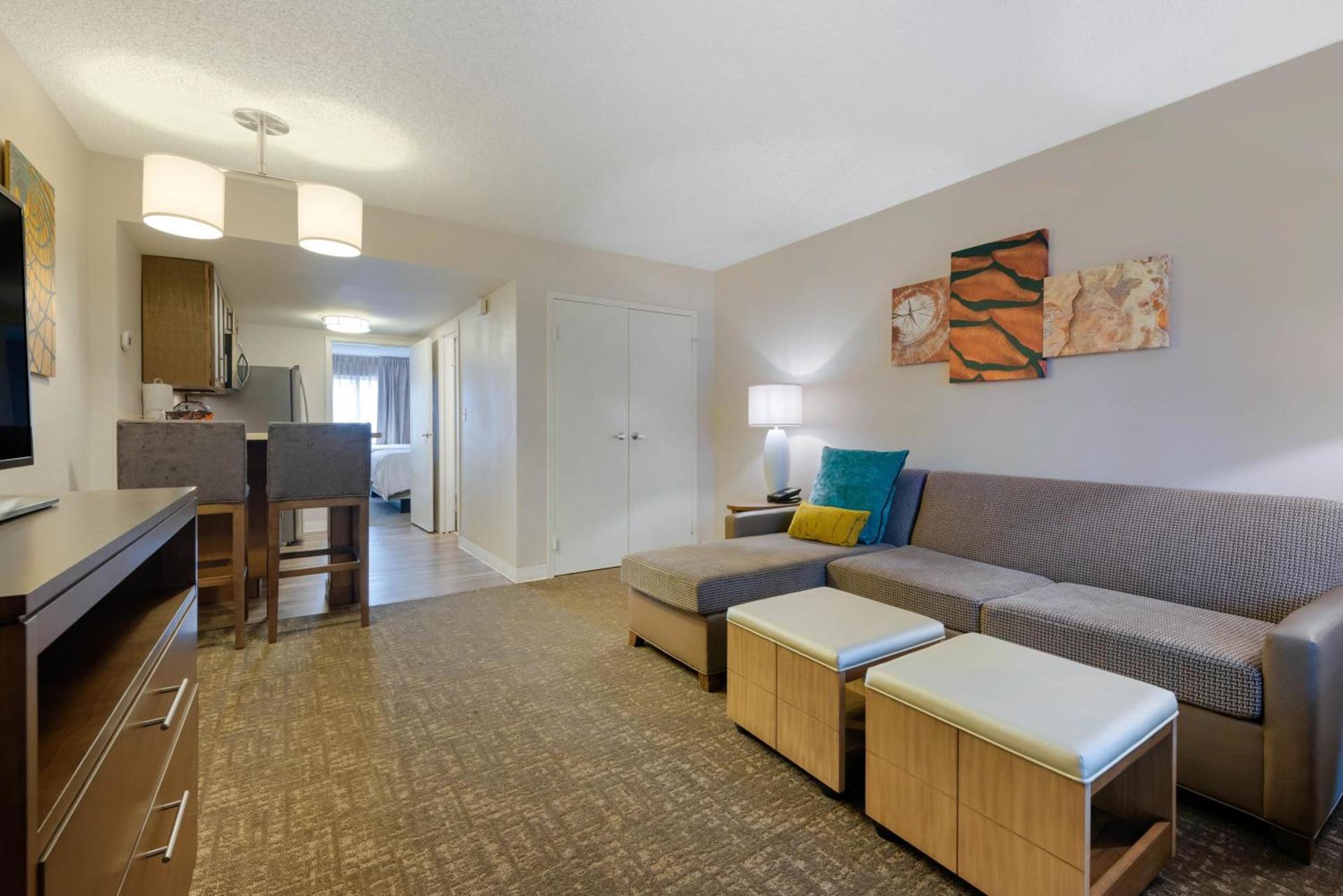 Staybridge Suites Orlando Royale Parc Suites by IHG photo 17