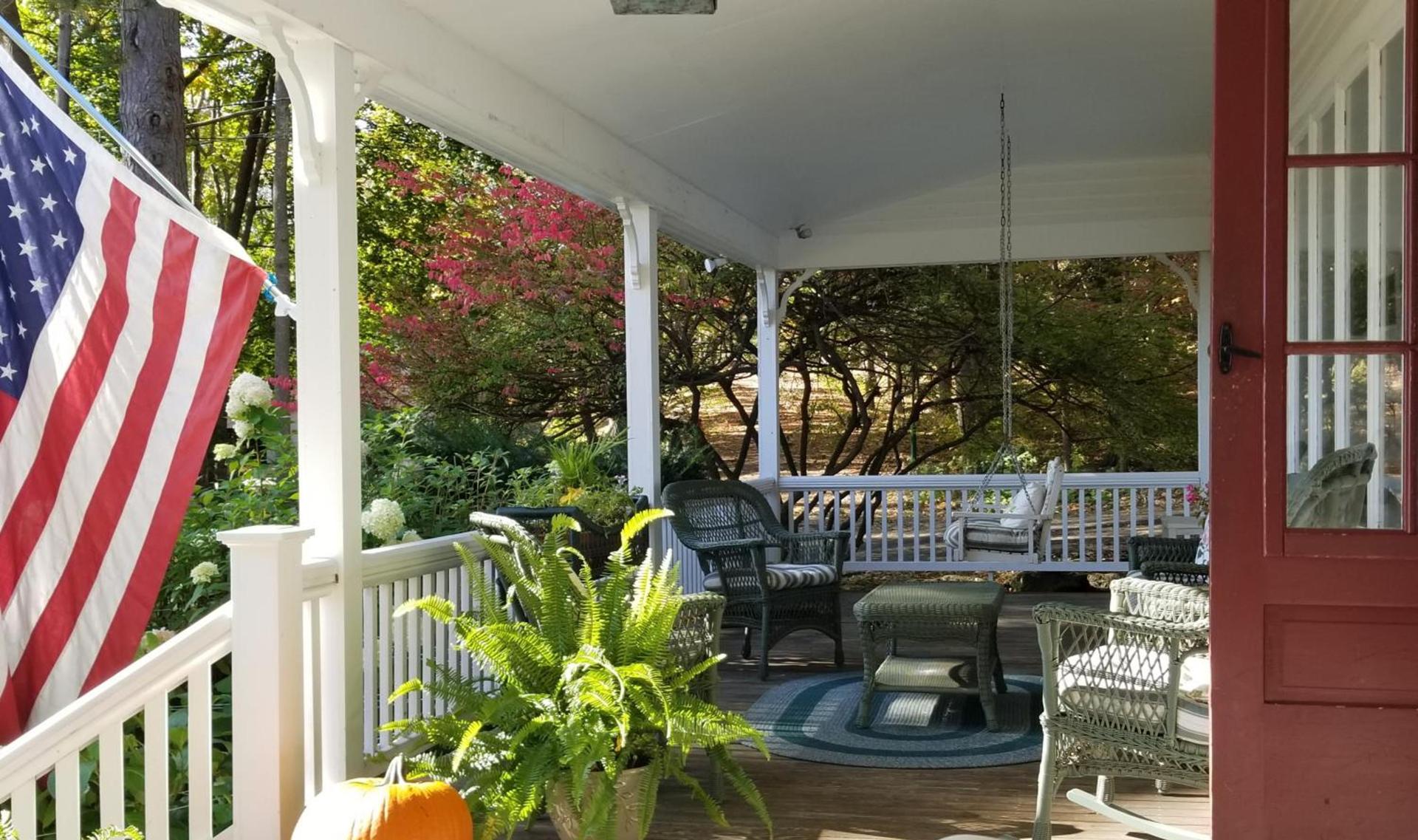 Timbercliffe Cottage Inn photo 53