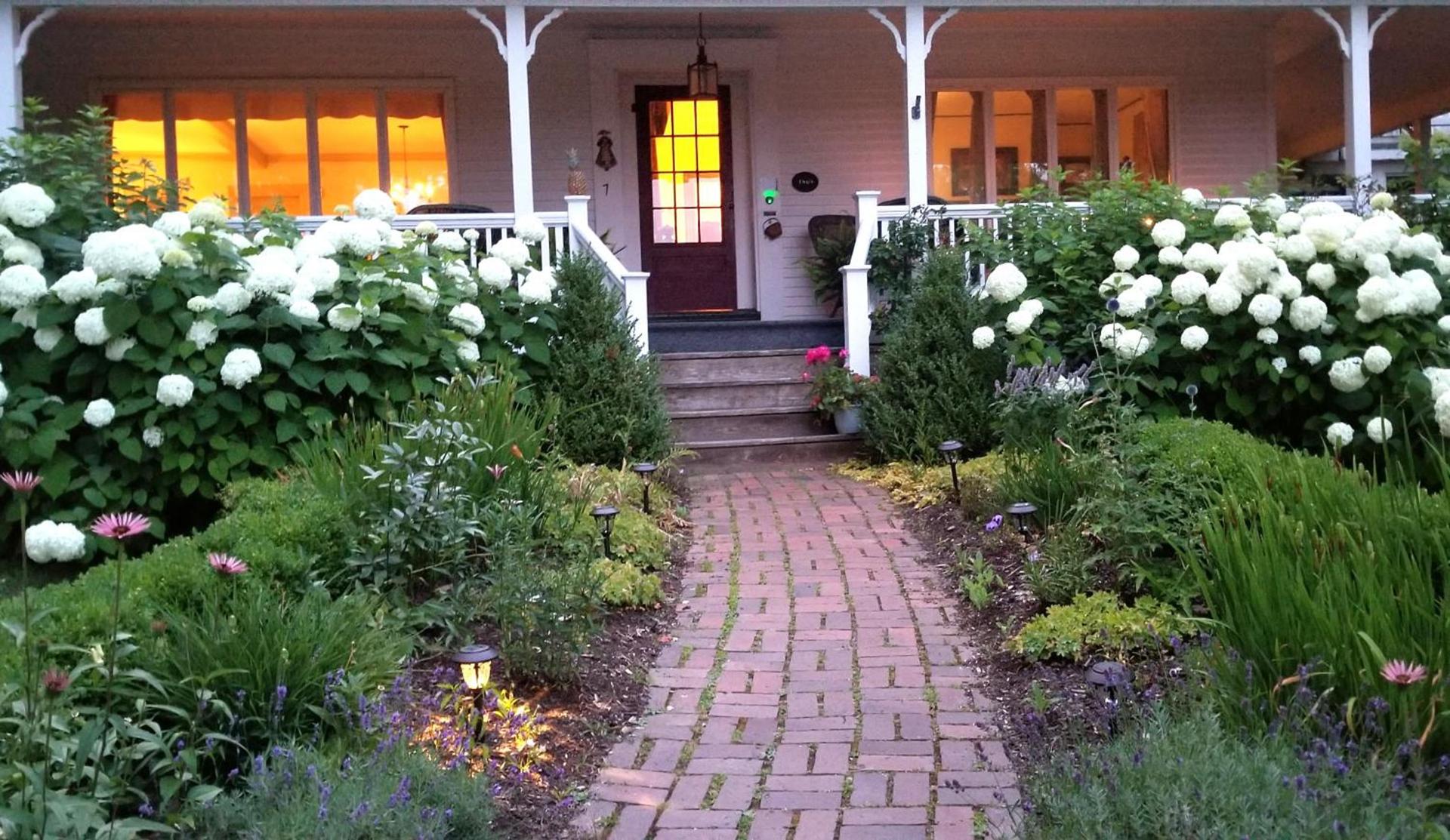 Timbercliffe Cottage Inn photo 5