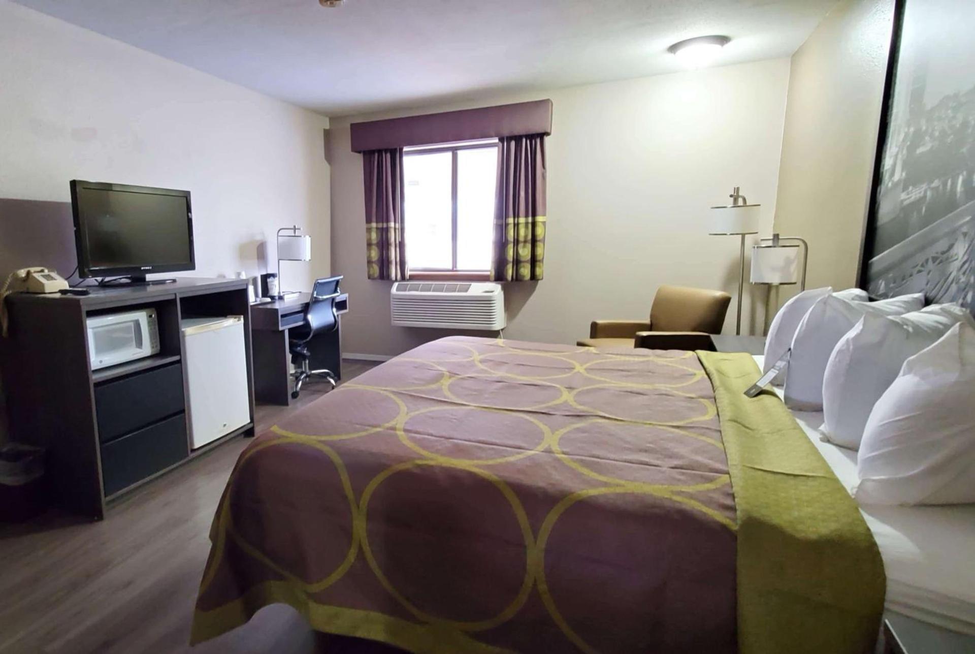 Super 8 by Wyndham Paris photo 11