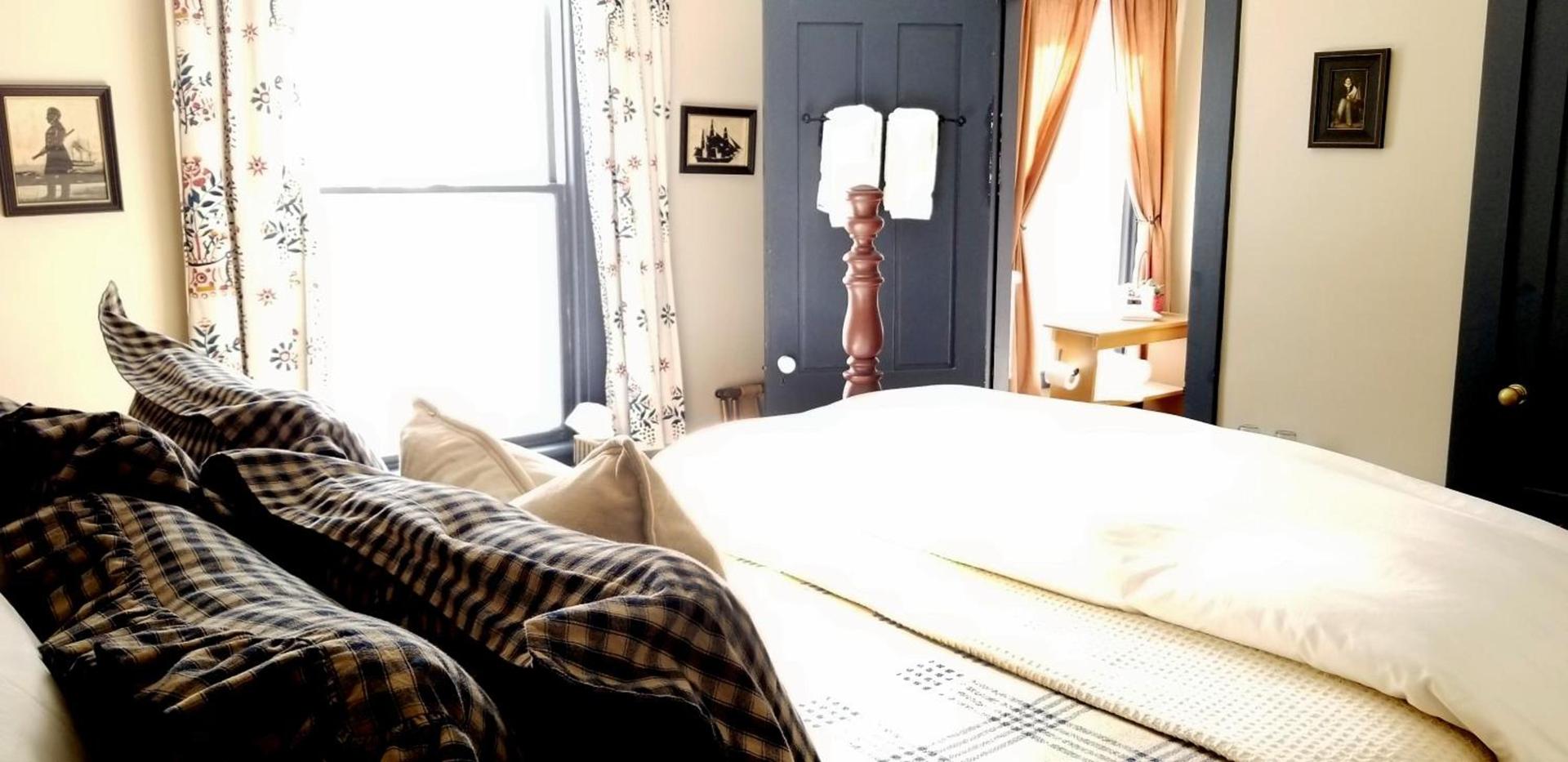 Timbercliffe Cottage Inn photo 41