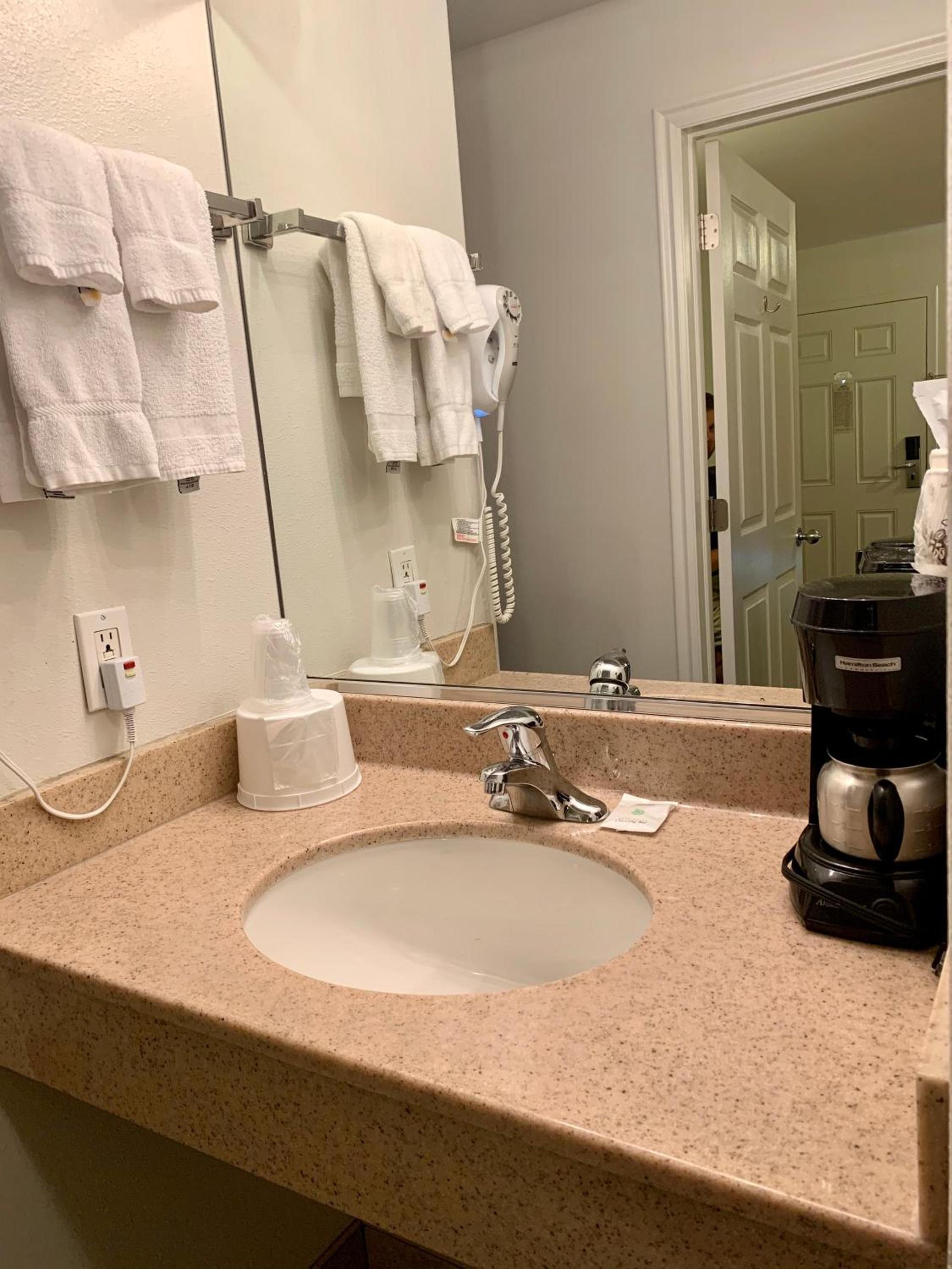 St. George Inn and Suites photo 13