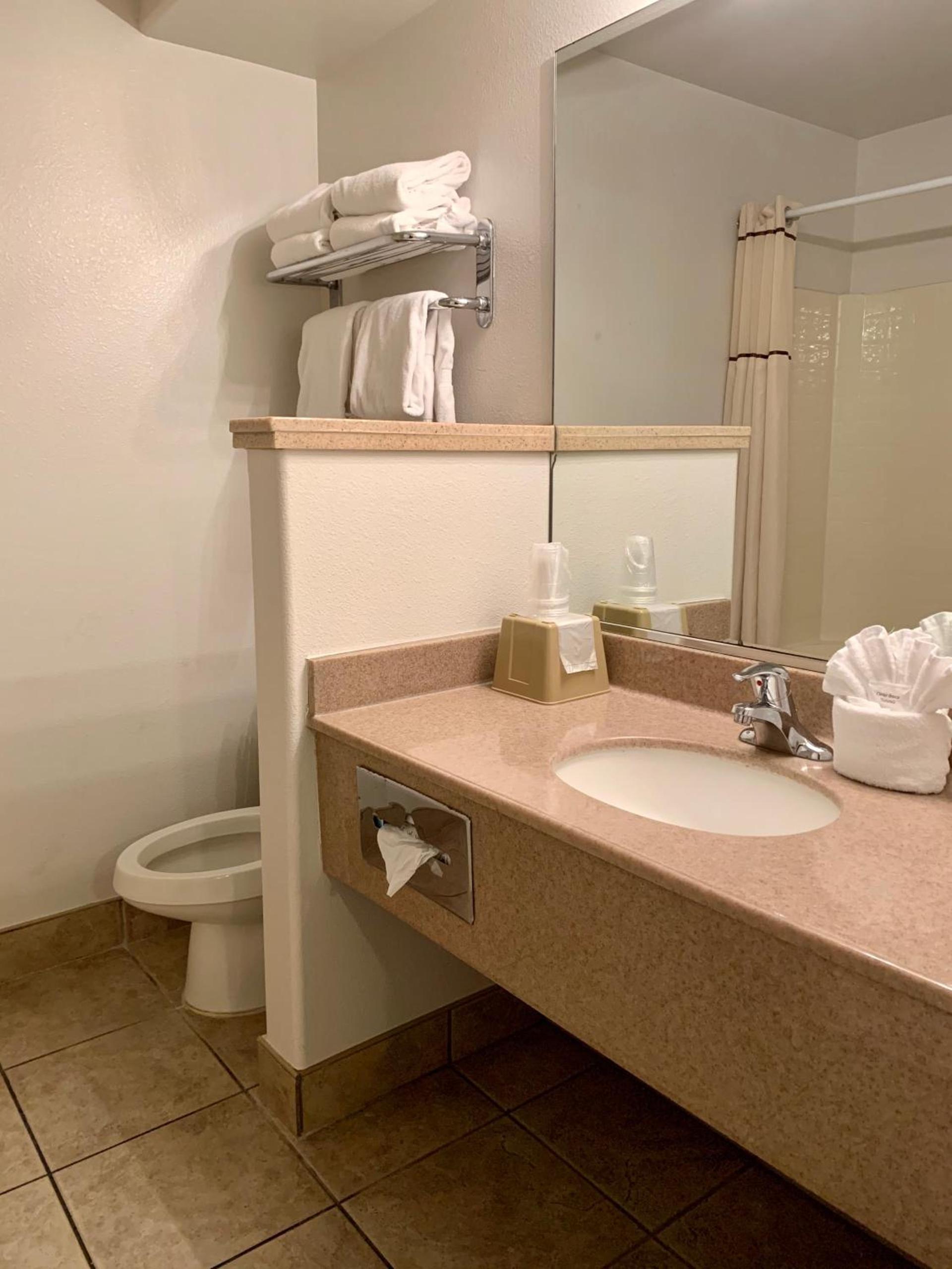 St. George Inn and Suites photo 27