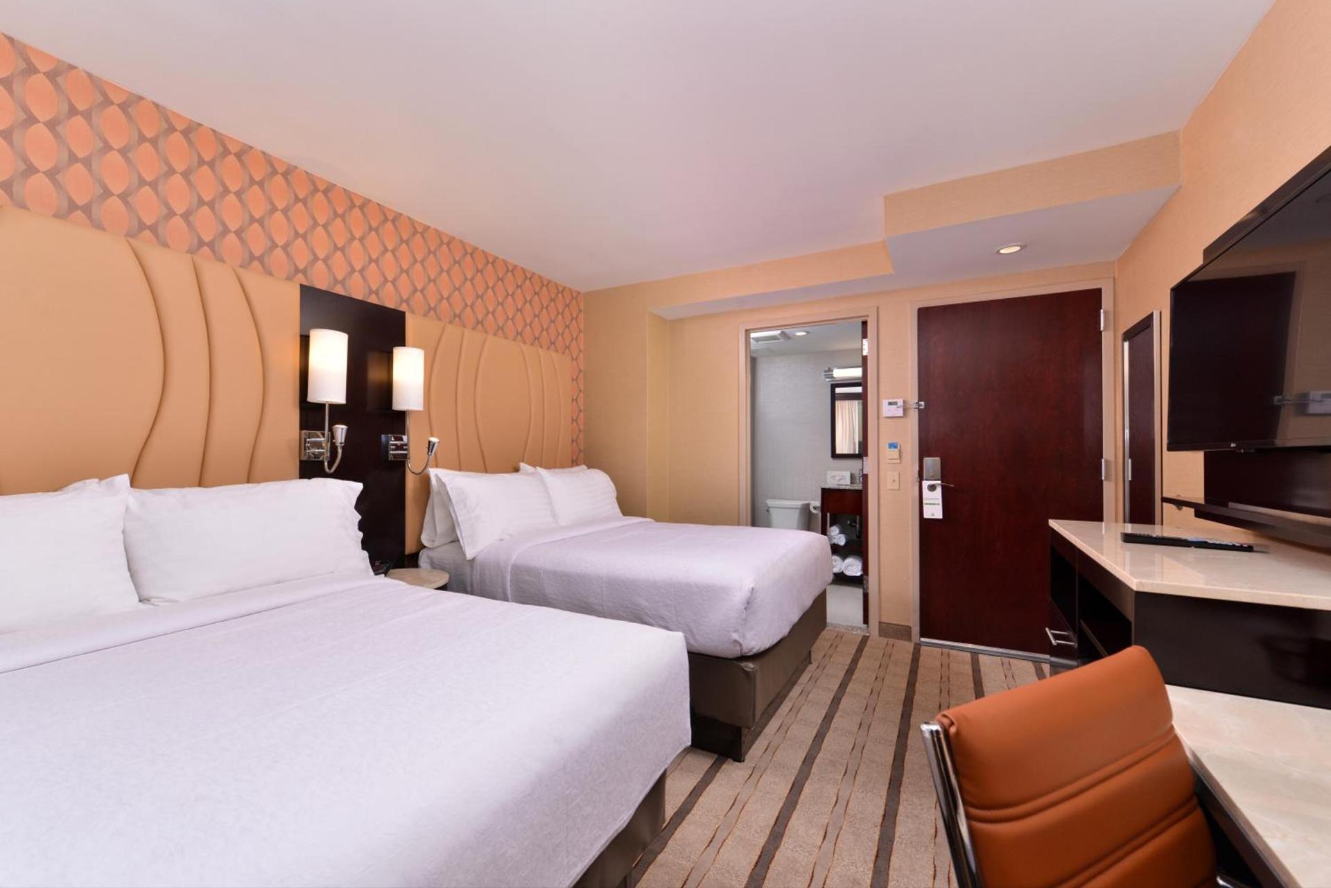 Holiday Inn New York City - Times Square by IHG photo 16
