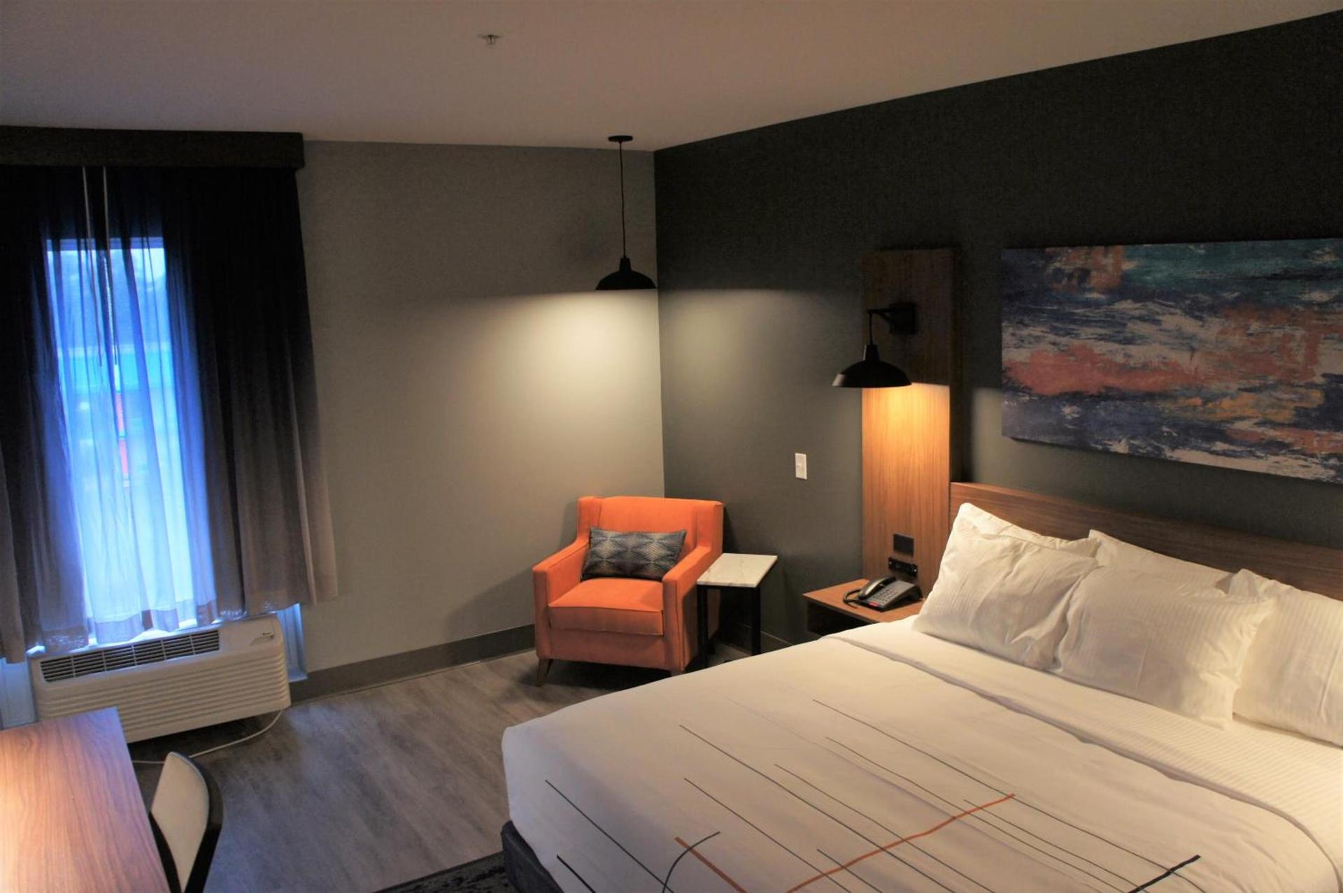La Quinta Inn & Suites by Wyndham Oxford photo 35
