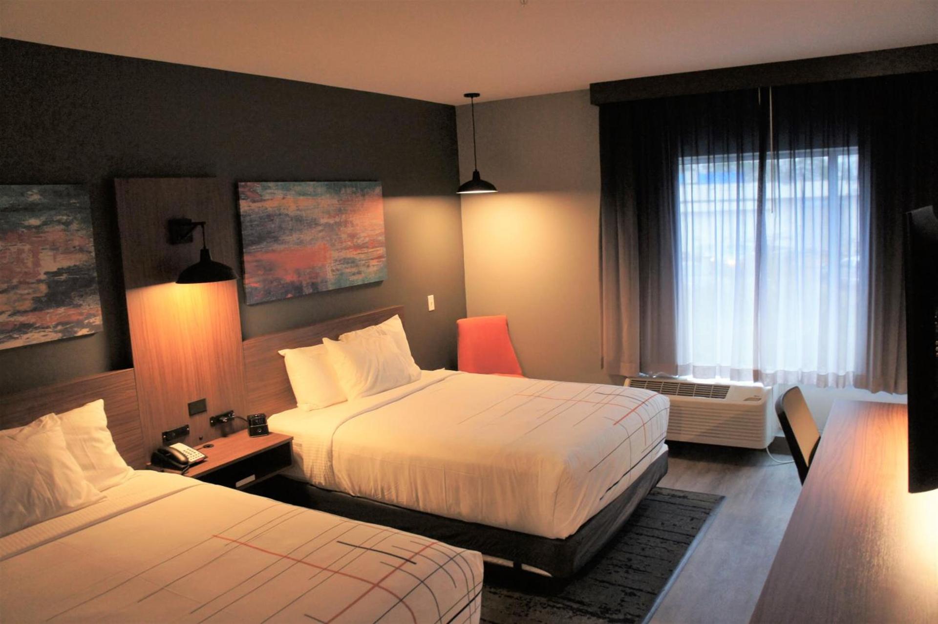 La Quinta Inn & Suites by Wyndham Oxford photo 30