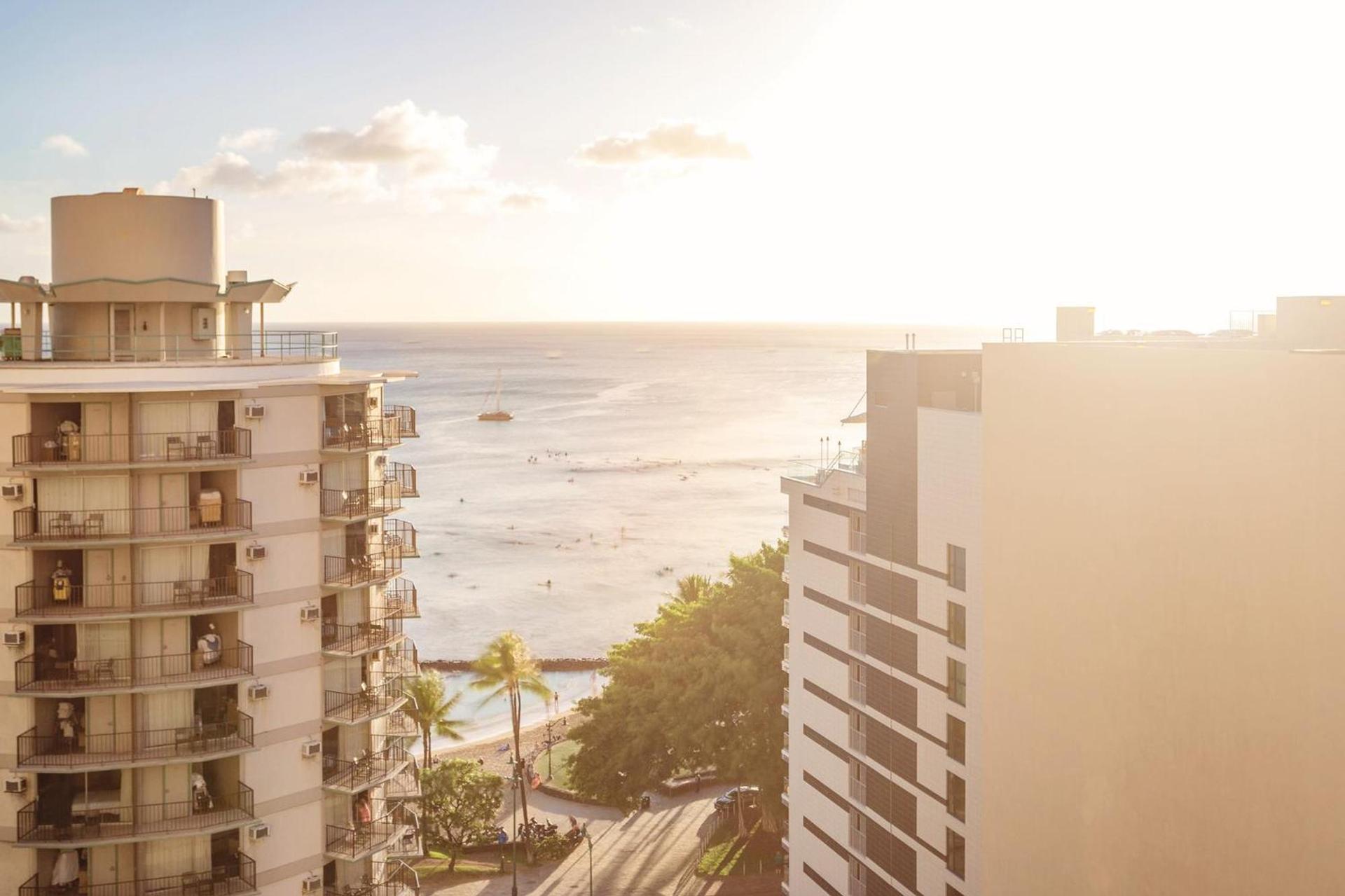 Waikiki Resort Hotel photo 12